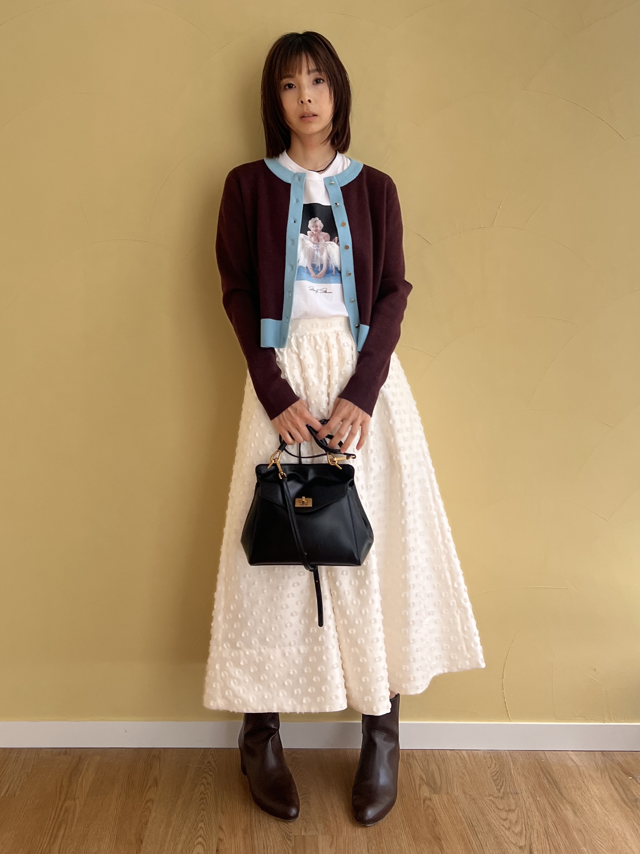 misaさんの「DRESSTERIOR｜【マシンウォッシャブル】コットンカシミヤバイカラーカーディガン」を使ったコーディネート