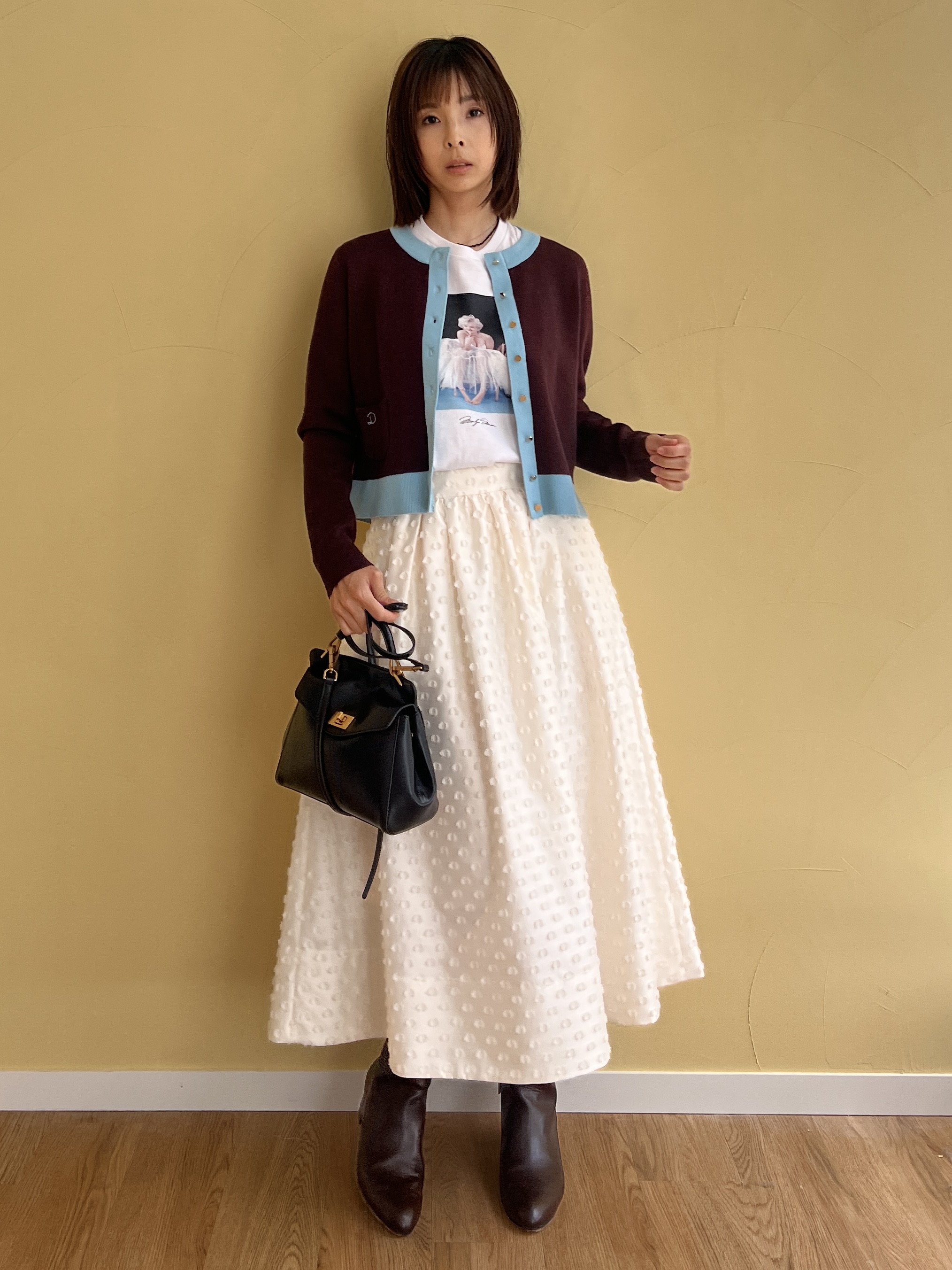 misaさんの「DRESSTERIOR｜【マシンウォッシャブル】コットンカシミヤバイカラーカーディガン」を使ったコーディネート