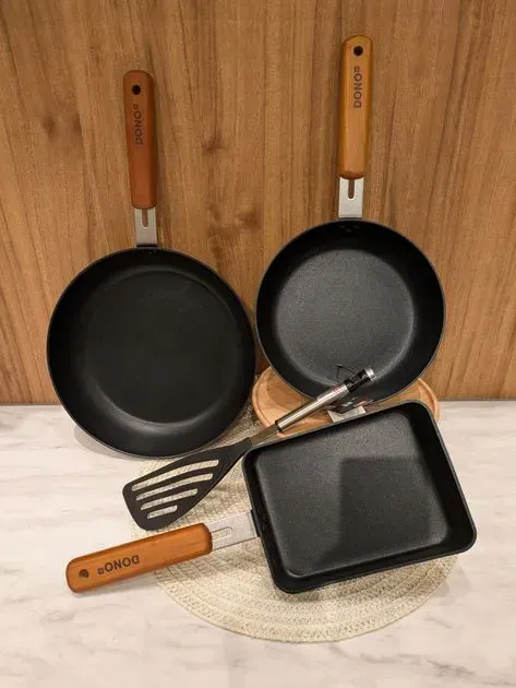 ◇DONO エッグパン 13cm BK（フライパン） | 212 KITCHEN STORE