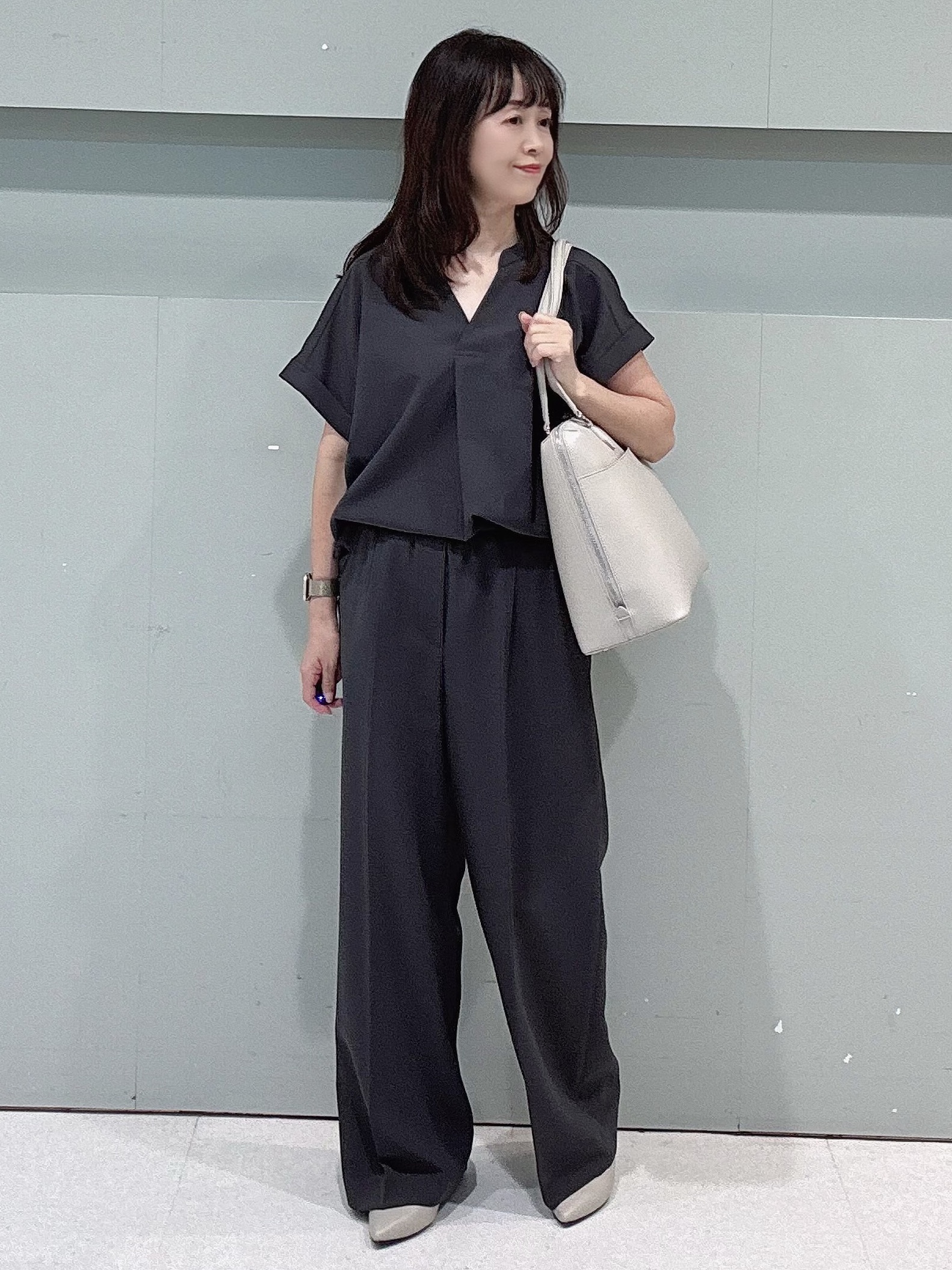 makiさんの「UNTITLED｜【セットアップ可/UVカット】エアリークールブラウス」を使ったコーディネート