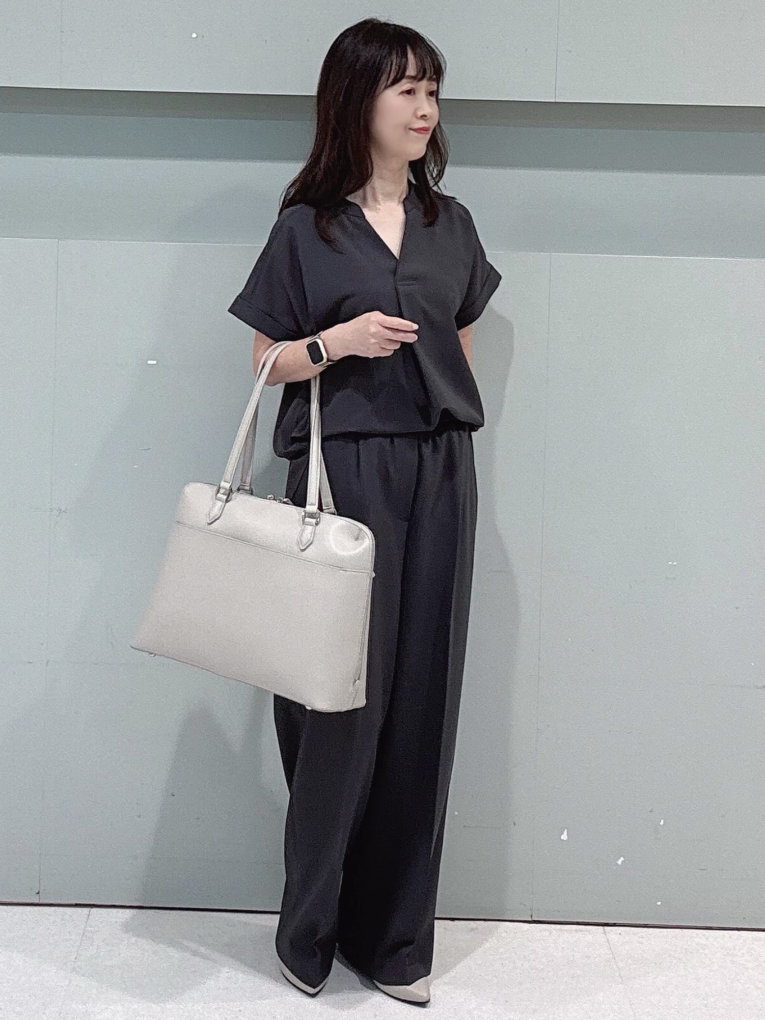 makiさんの「UNTITLED｜【セットアップ可/UVカット】エアリークールブラウス」を使ったコーディネート