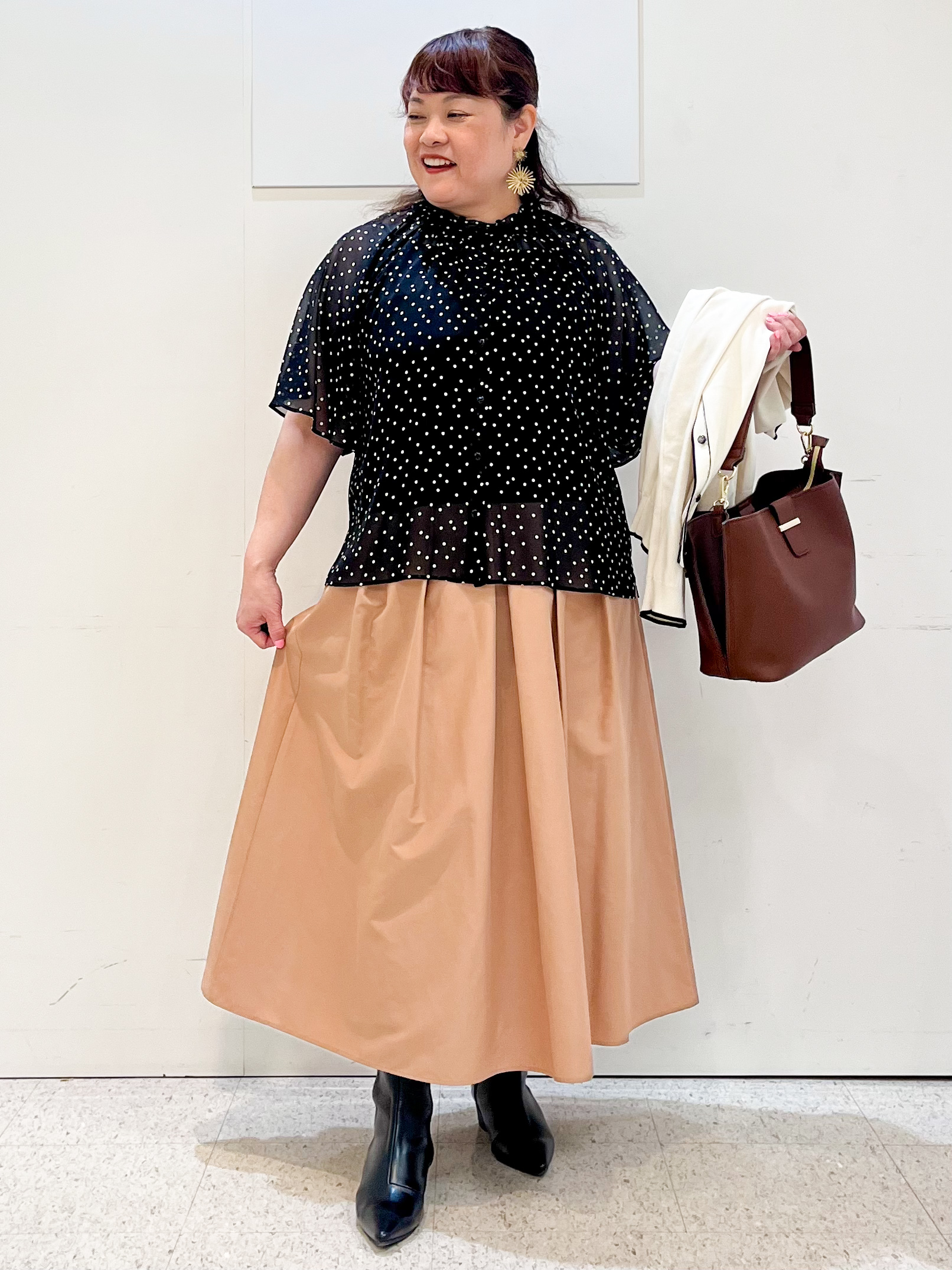 kimmyさんの「Reflect｜【セットアップ／手洗い可】ドット柄シアーブラウス」を使ったコーディネート