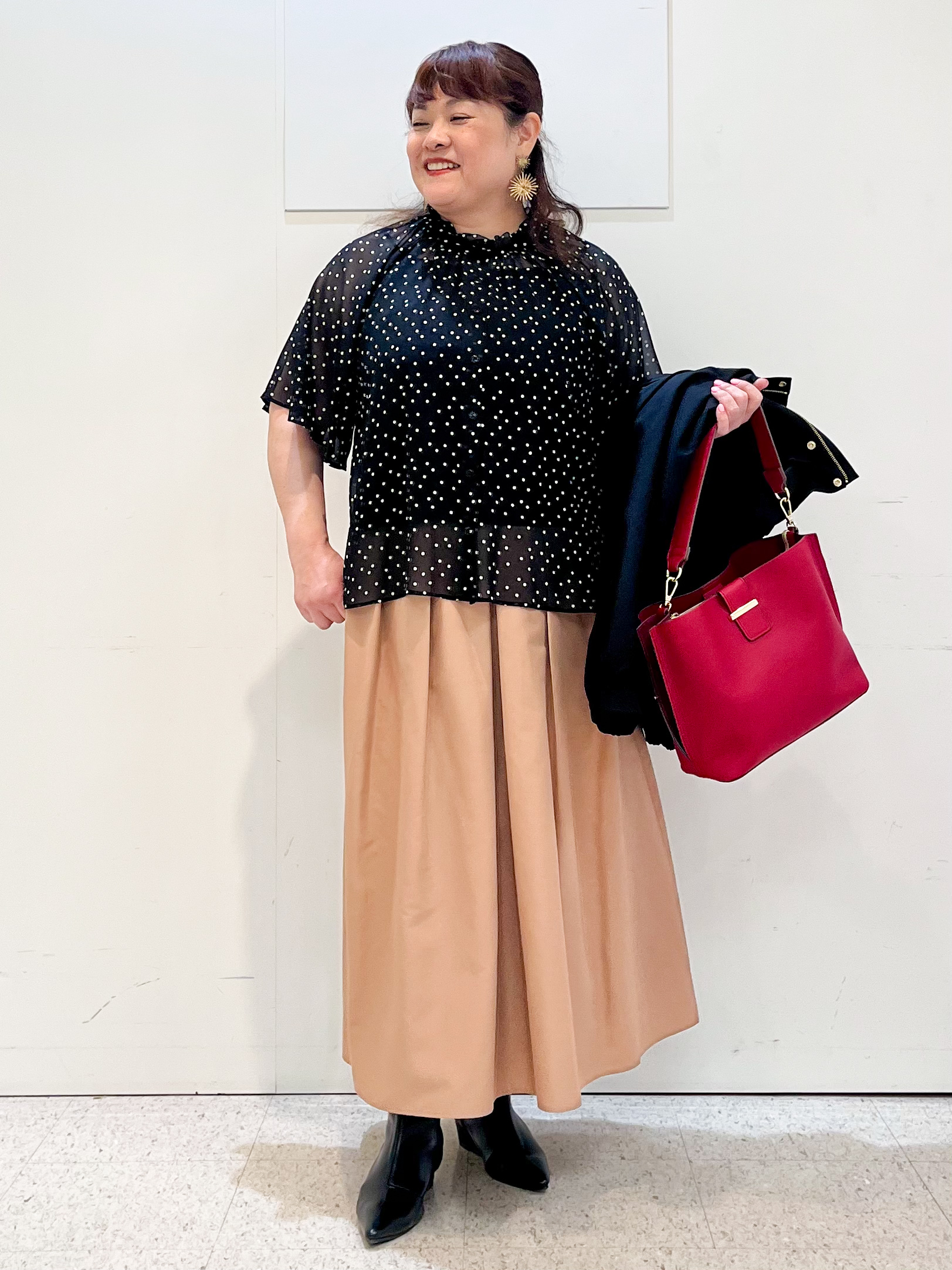kimmyさんの「Reflect｜【セットアップ／手洗い可】ドット柄シアーブラウス」を使ったコーディネート