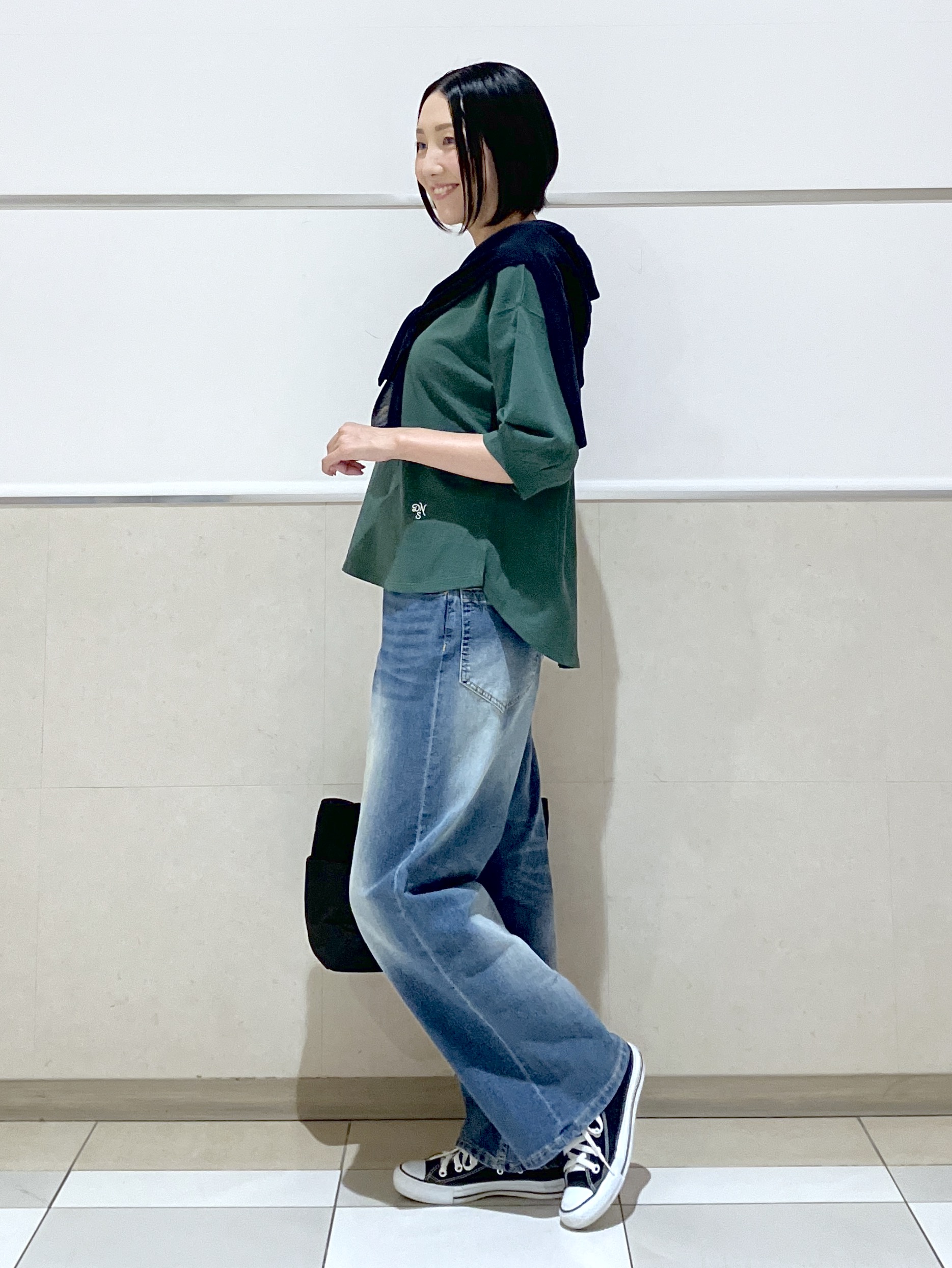 eriko さんの「Dessin｜【高レビュー/洗える/XS-L】バックヘンリーミニ裏毛 5分袖」を使ったコーディネート
