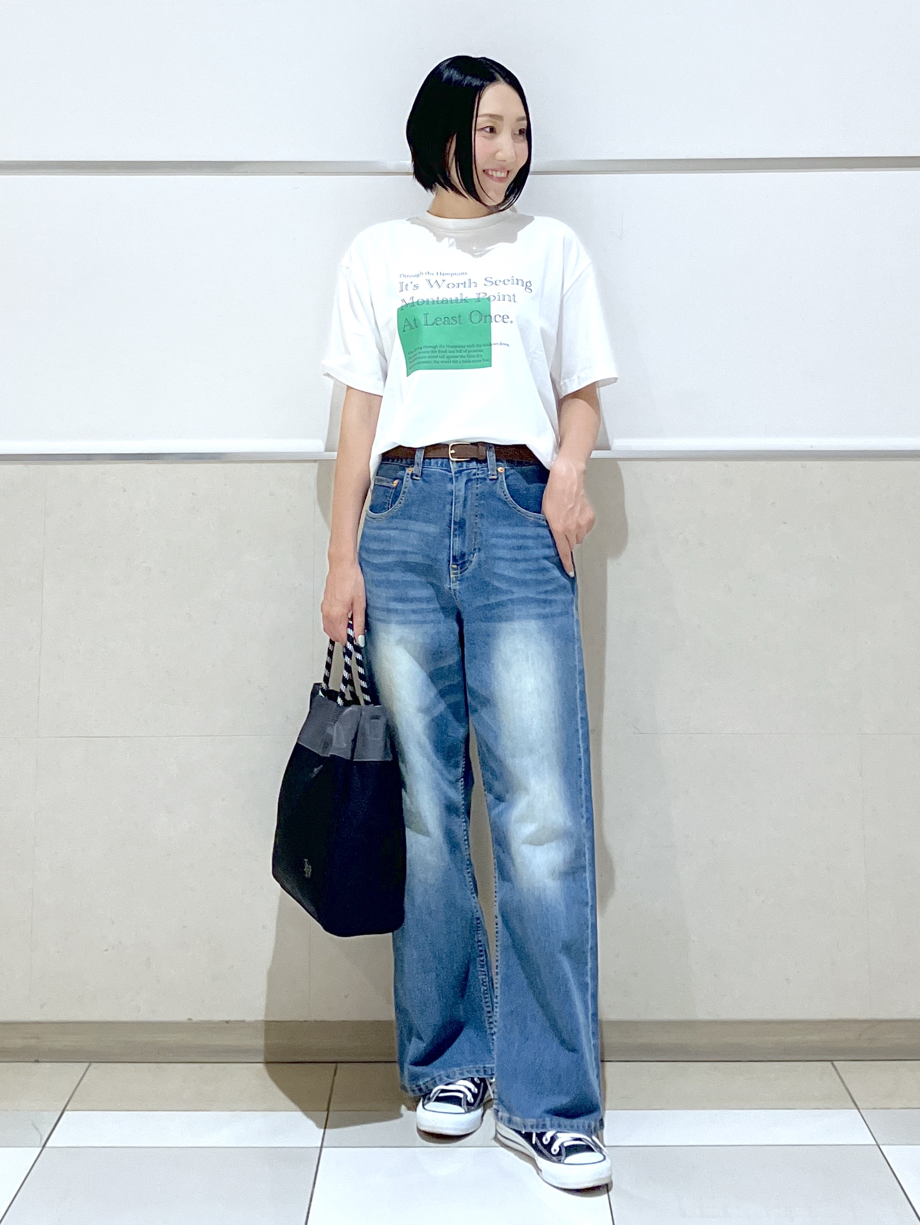 eriko さんの「Dessin｜グラフィックデザイン Tシャツ」を使ったコーディネート