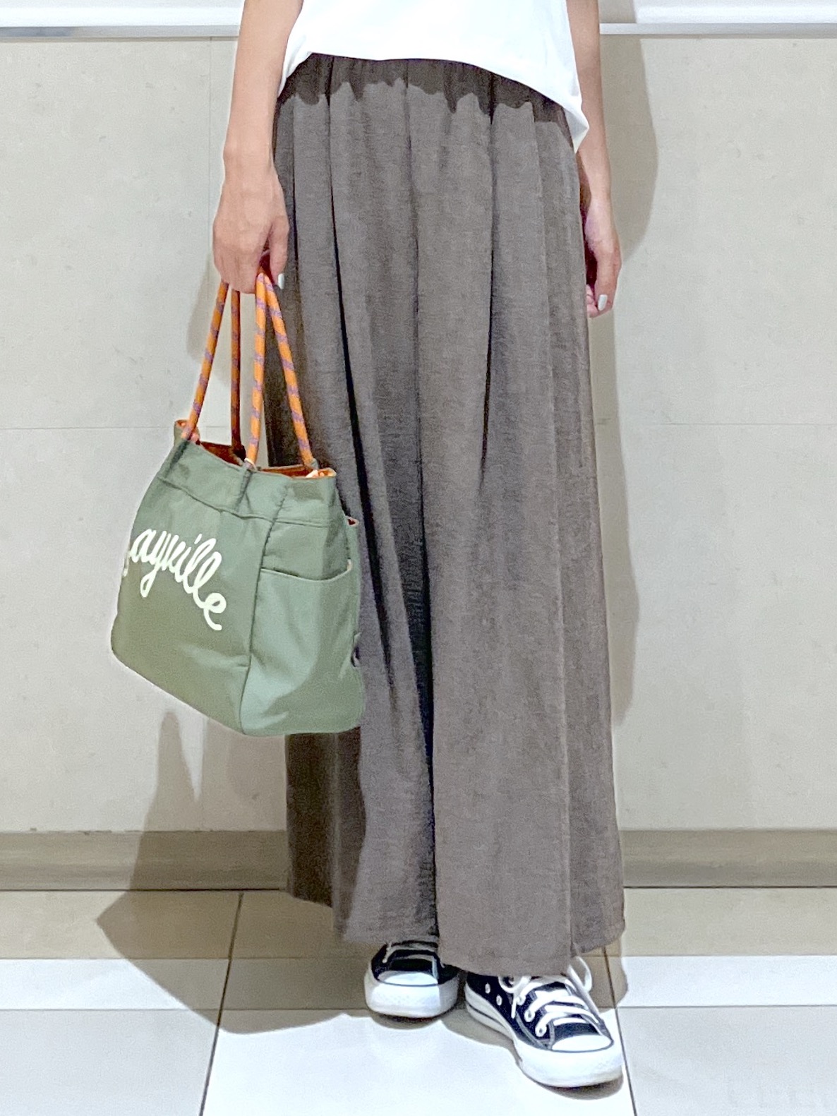 eriko さんの「Dessin｜グラフィックデザイン Tシャツ」を使ったコーディネート