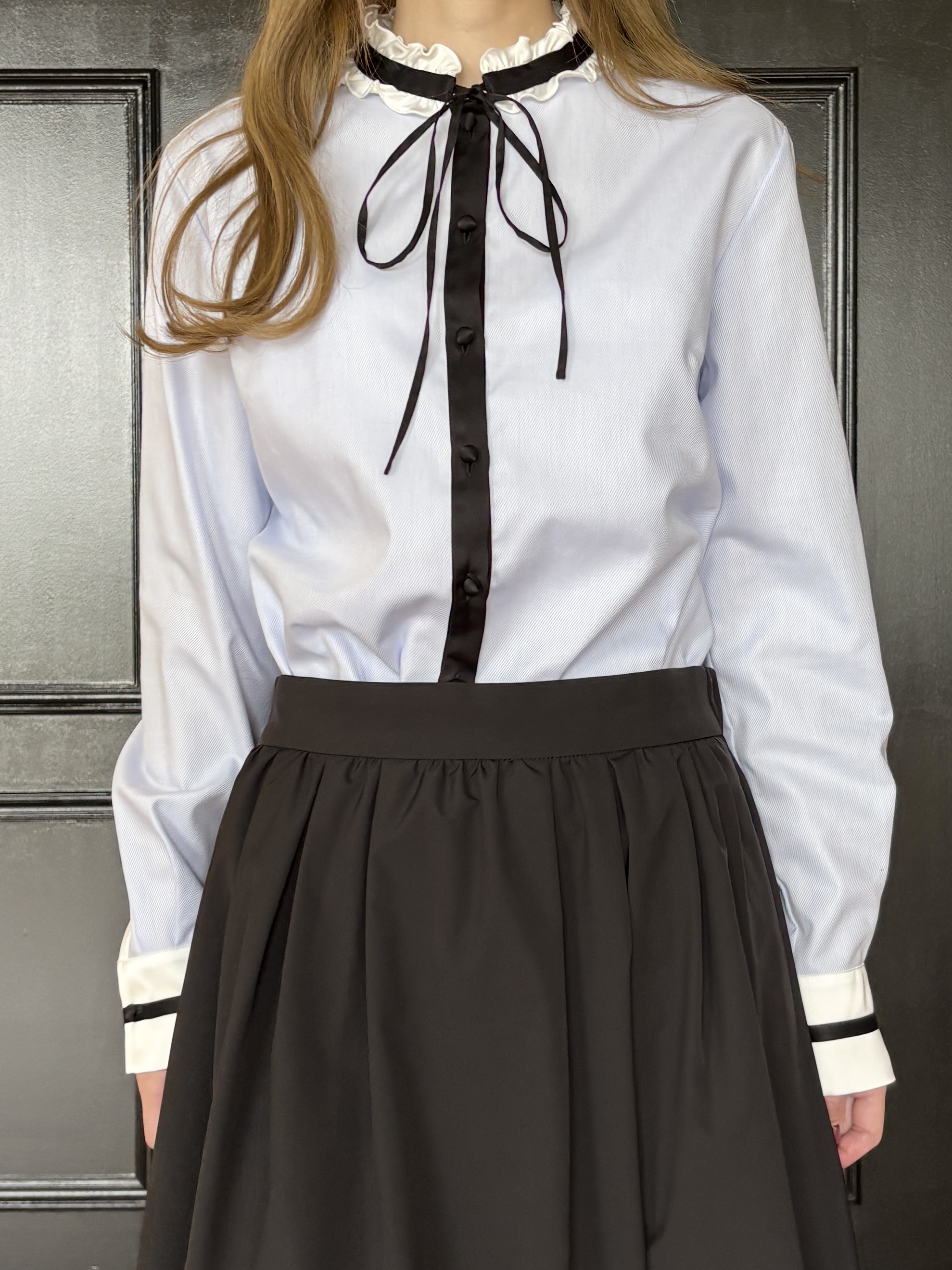 清水夏姫さんの「DRESSTERIOR｜【STORY11月号掲載/オケージョン対応】フリルカラーボウタイブラウス」を使ったコーディネート
