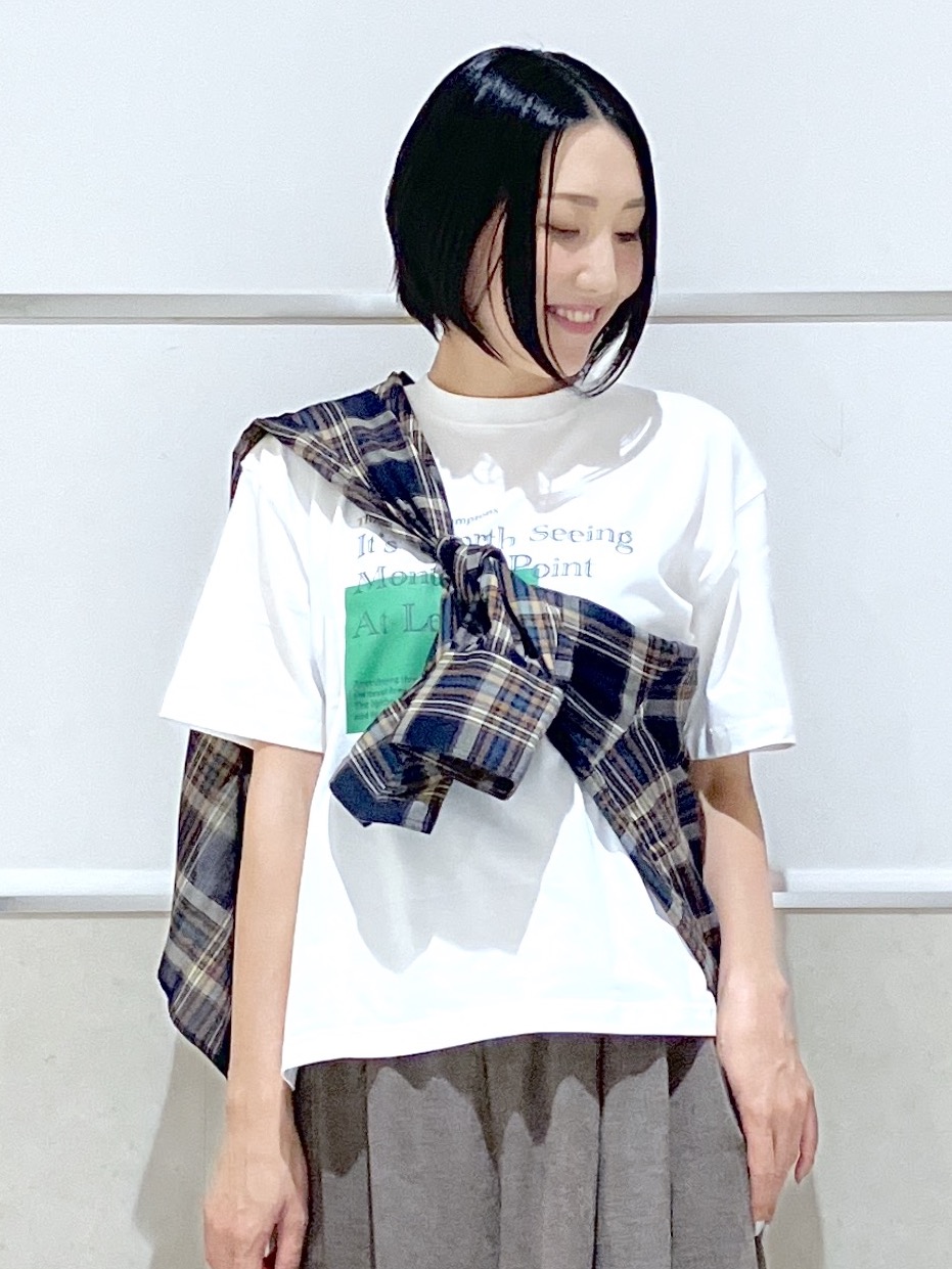 eriko さんの「Dessin｜グラフィックデザイン Tシャツ」を使ったコーディネート