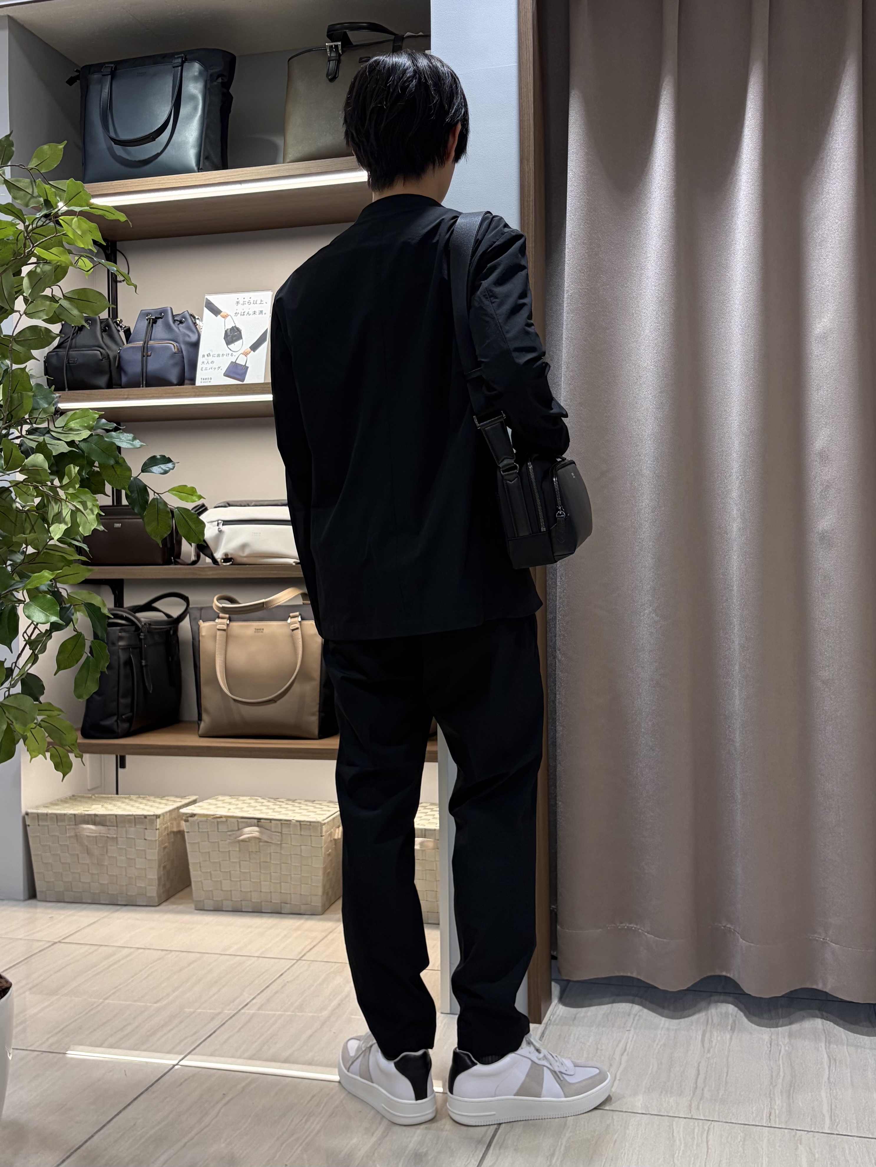 hiroさんの「TAKEO KIKUCHI｜3Dナイロン ジャケット」を使ったコーディネート
