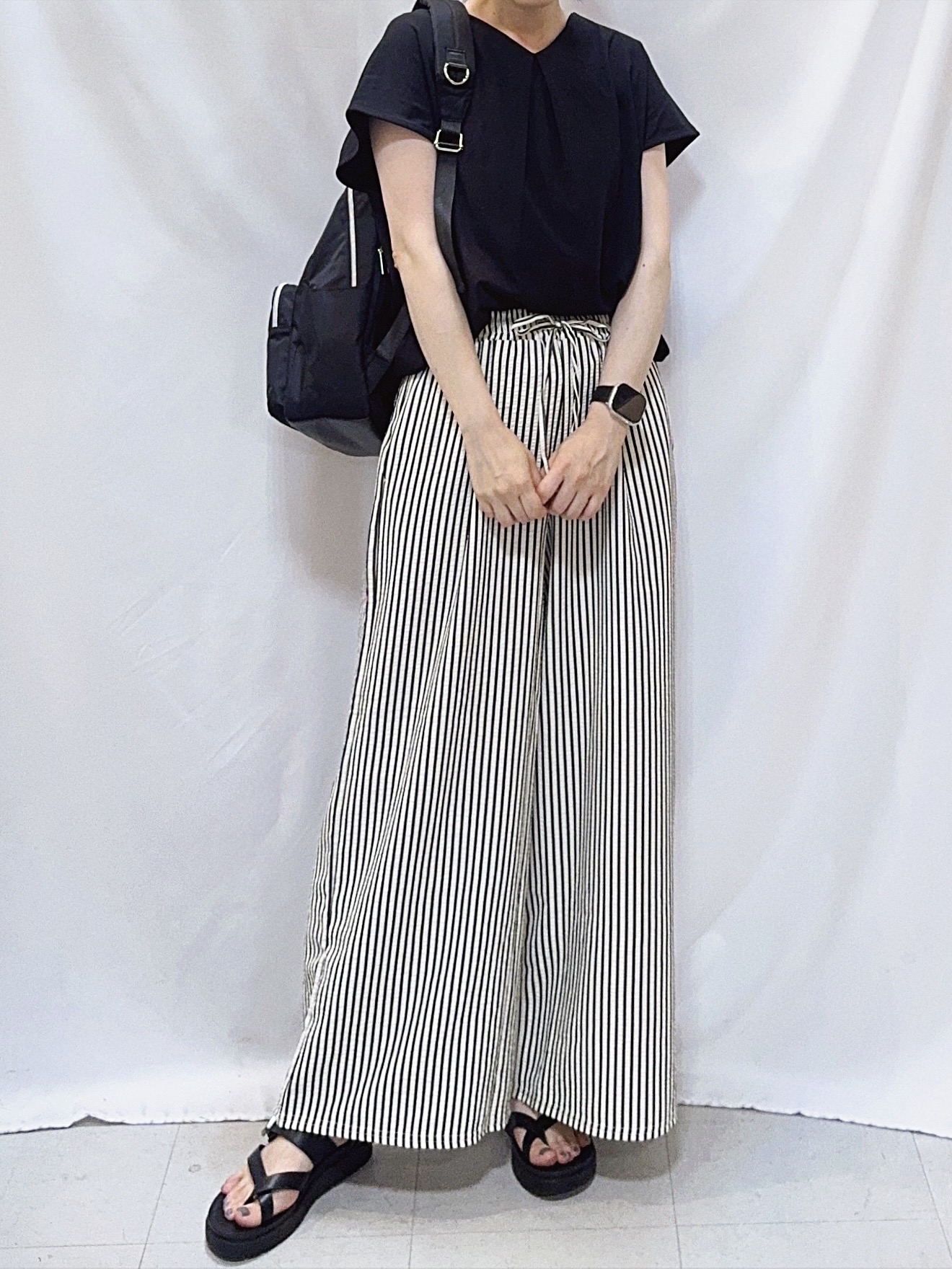 𝐇𝐢𝐫𝐨𝐦𝐢さんの「SHOO･LA･RUE｜【前後2WAY/S-LL/洗濯機可】楽に着られて好印象 やわらかトップス」を使ったコーディネート