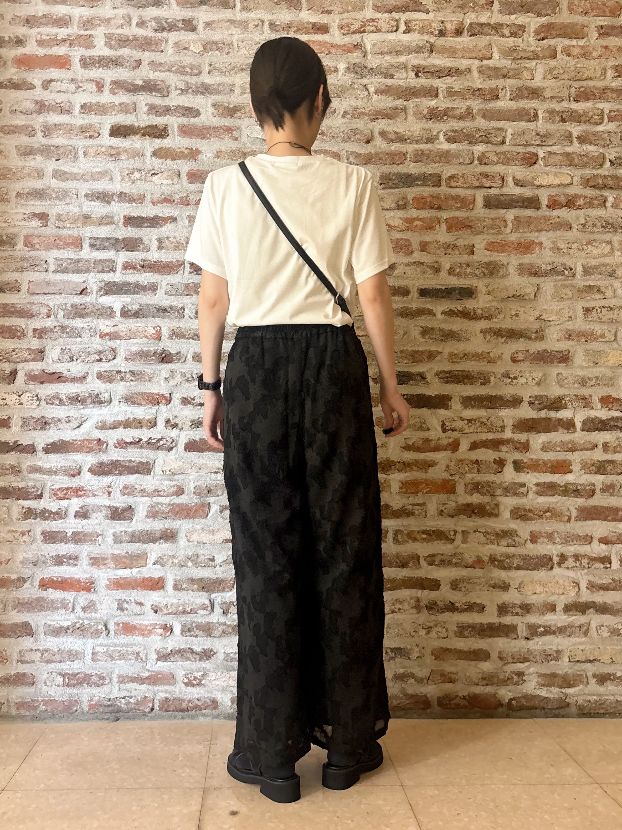 しばさんの「THE SHOP TK｜【吸水速乾】プリントアソートTシャツ」を使ったコーディネート