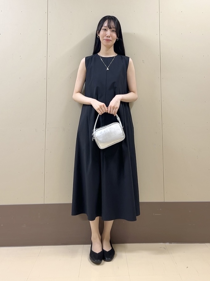 sechiさんの「UNTITLED｜【秋の通勤羽織/セットアップ可/UVカット】エアリークール半袖ジャケット」を使ったコーディネート