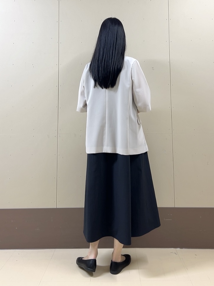 sechiさんの「UNTITLED｜【秋の通勤羽織/セットアップ可/UVカット】エアリークール半袖ジャケット」を使ったコーディネート
