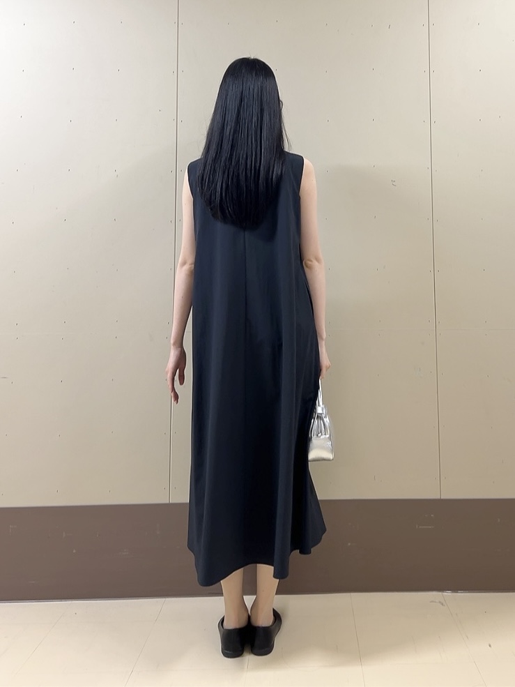 sechiさんの「UNTITLED｜【秋の通勤羽織/セットアップ可/UVカット】エアリークール半袖ジャケット」を使ったコーディネート