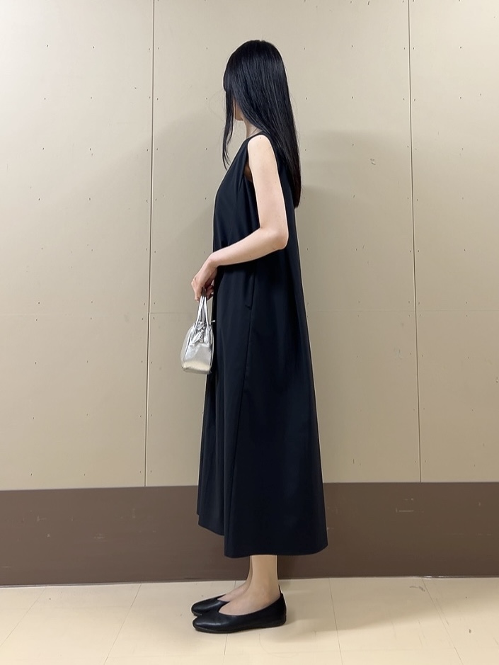 sechiさんの「UNTITLED｜【秋の通勤羽織/セットアップ可/UVカット】エアリークール半袖ジャケット」を使ったコーディネート