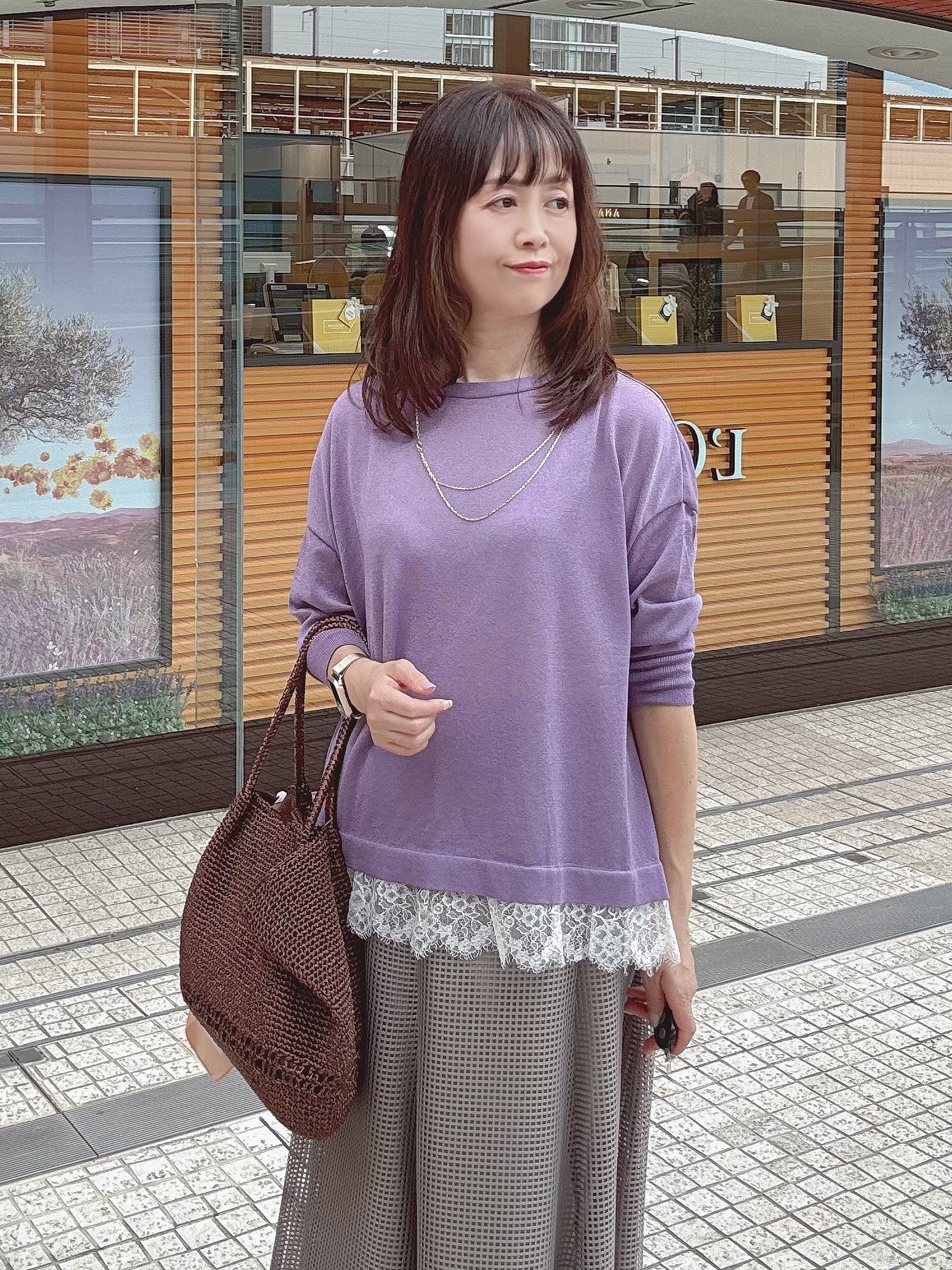 makiさんの「UNTITLED｜【一枚で着映え】レースドッキングニットプルオーバー」を使ったコーディネート