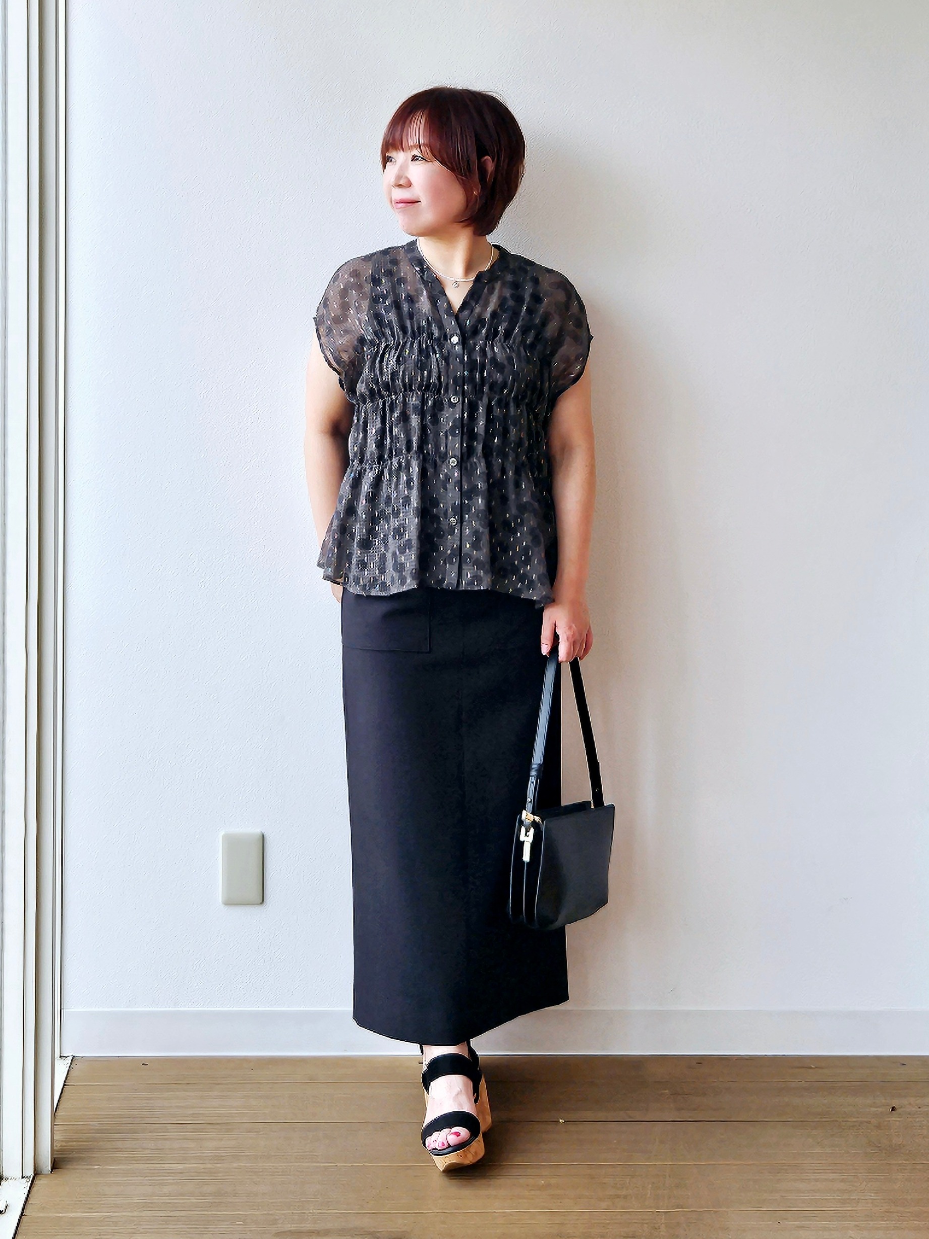 やじまさんの「UNTITLED｜【秋映え/シアー】ヴィンテージドットブラウス」を使ったコーディネート