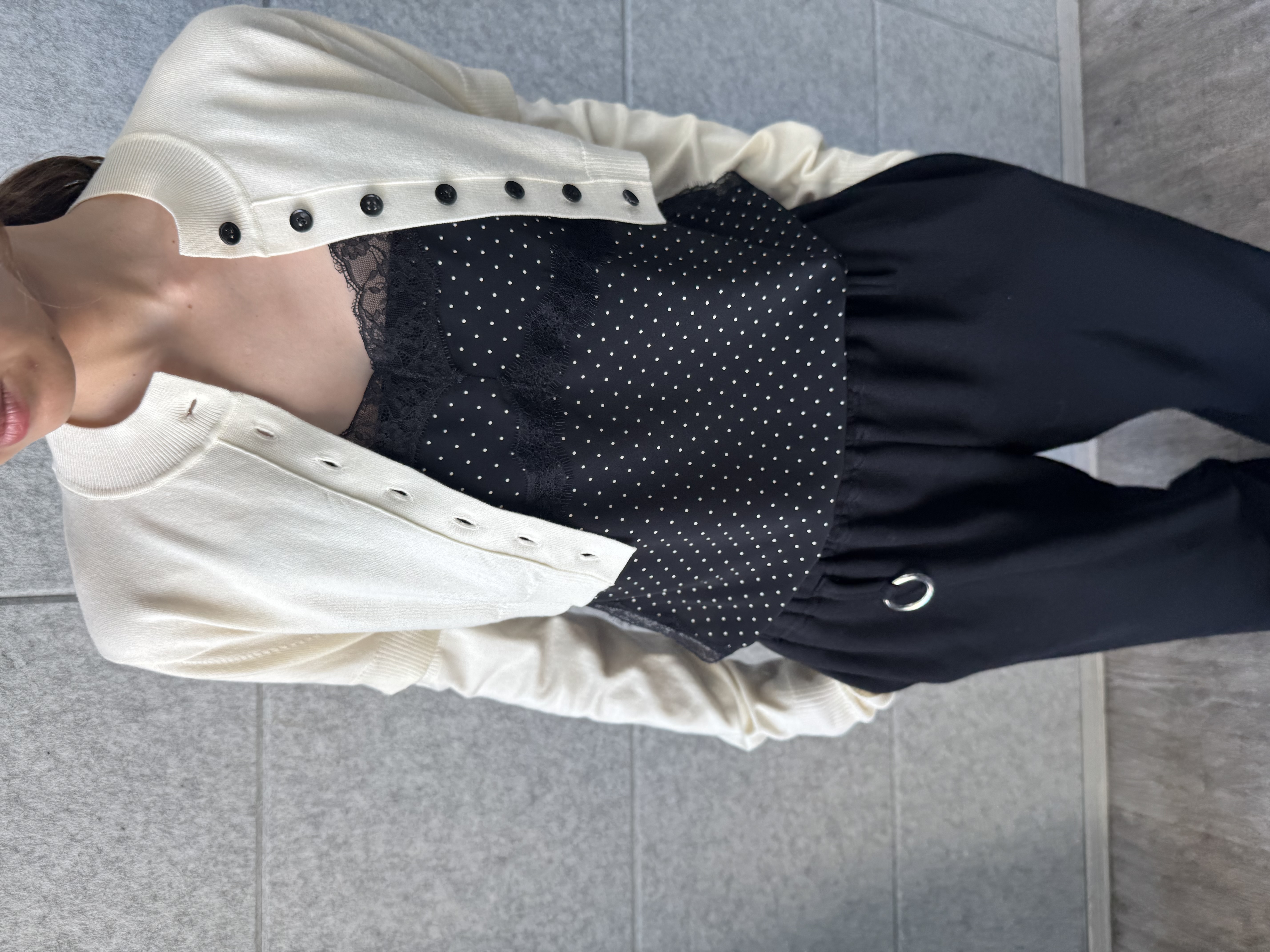 designer yukaさんの「CODE A｜modular button knit cardigan」を使ったコーディネート