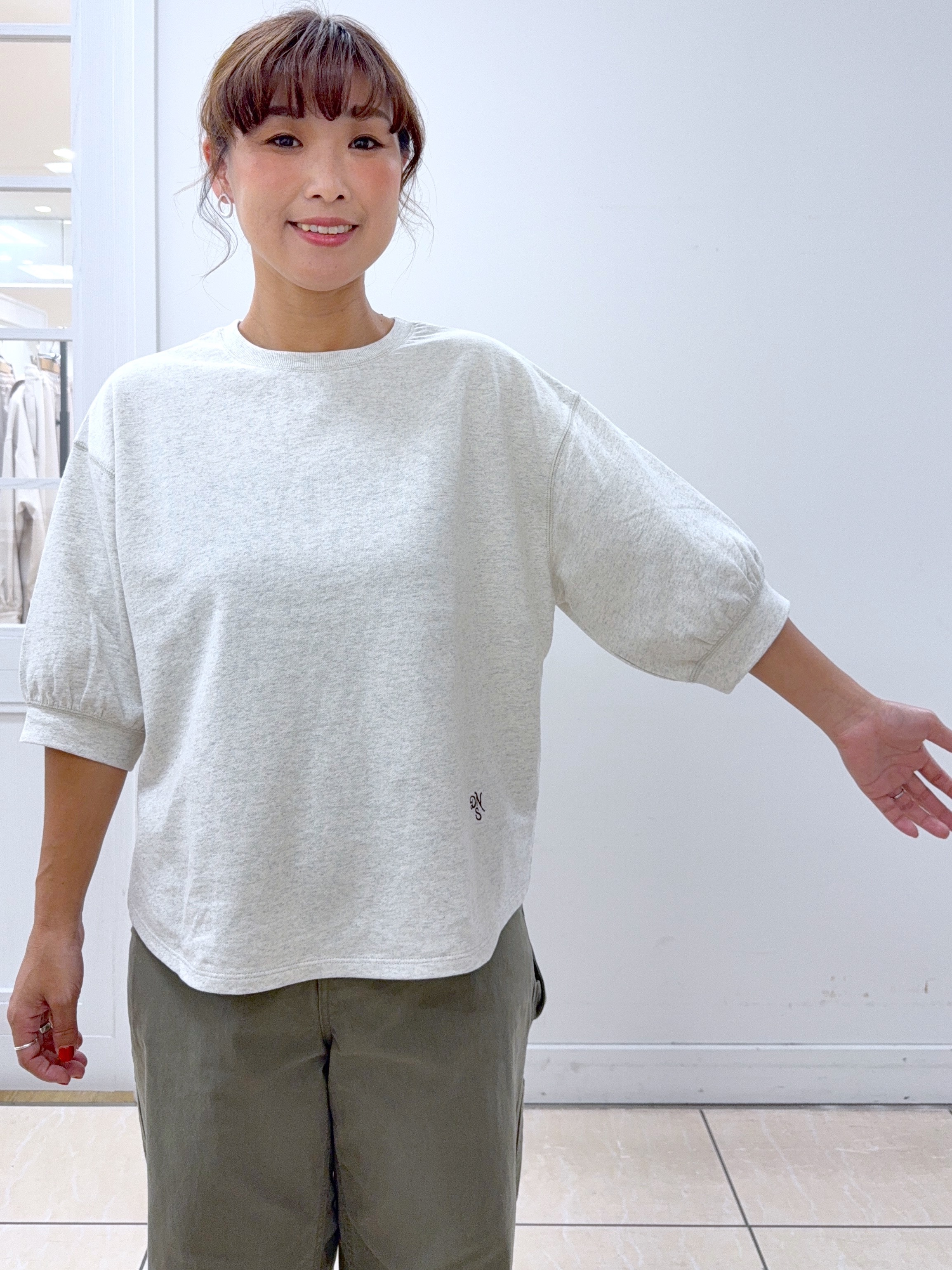 Osawaさんの「Dessin｜【高レビュー/洗える/XS-L】バックヘンリーミニ裏毛 5分袖」を使ったコーディネート