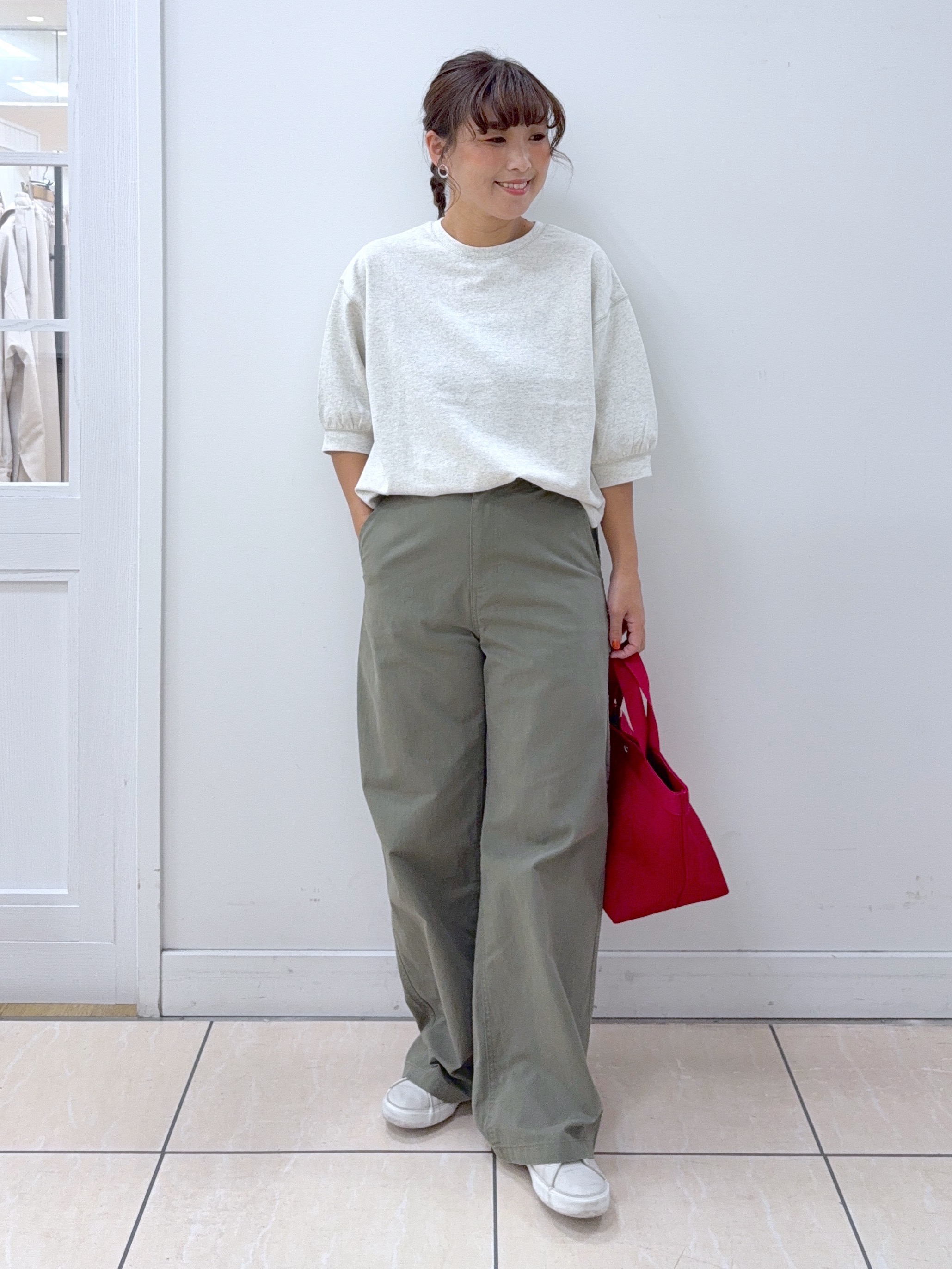 Osawaさんの「Dessin｜【高レビュー/洗える/XS-L】バックヘンリーミニ裏毛 5分袖」を使ったコーディネート