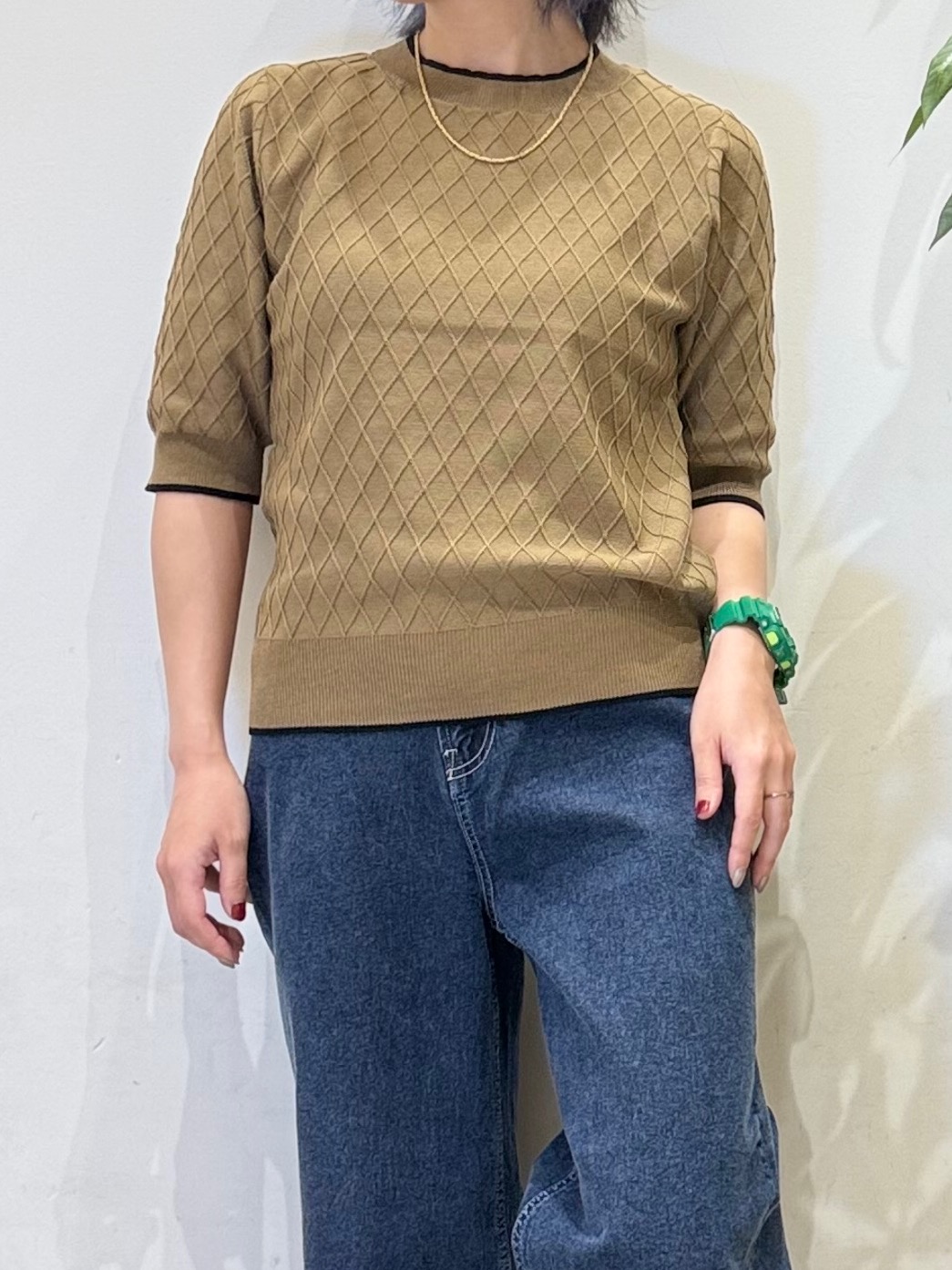 misakiさんの「SHOO･LA･RUE｜【毛玉になりにくい/S-LL/洗濯機可】ダイヤ柄が上品 二の腕隠せる5分袖ニット」を使ったコーディネート