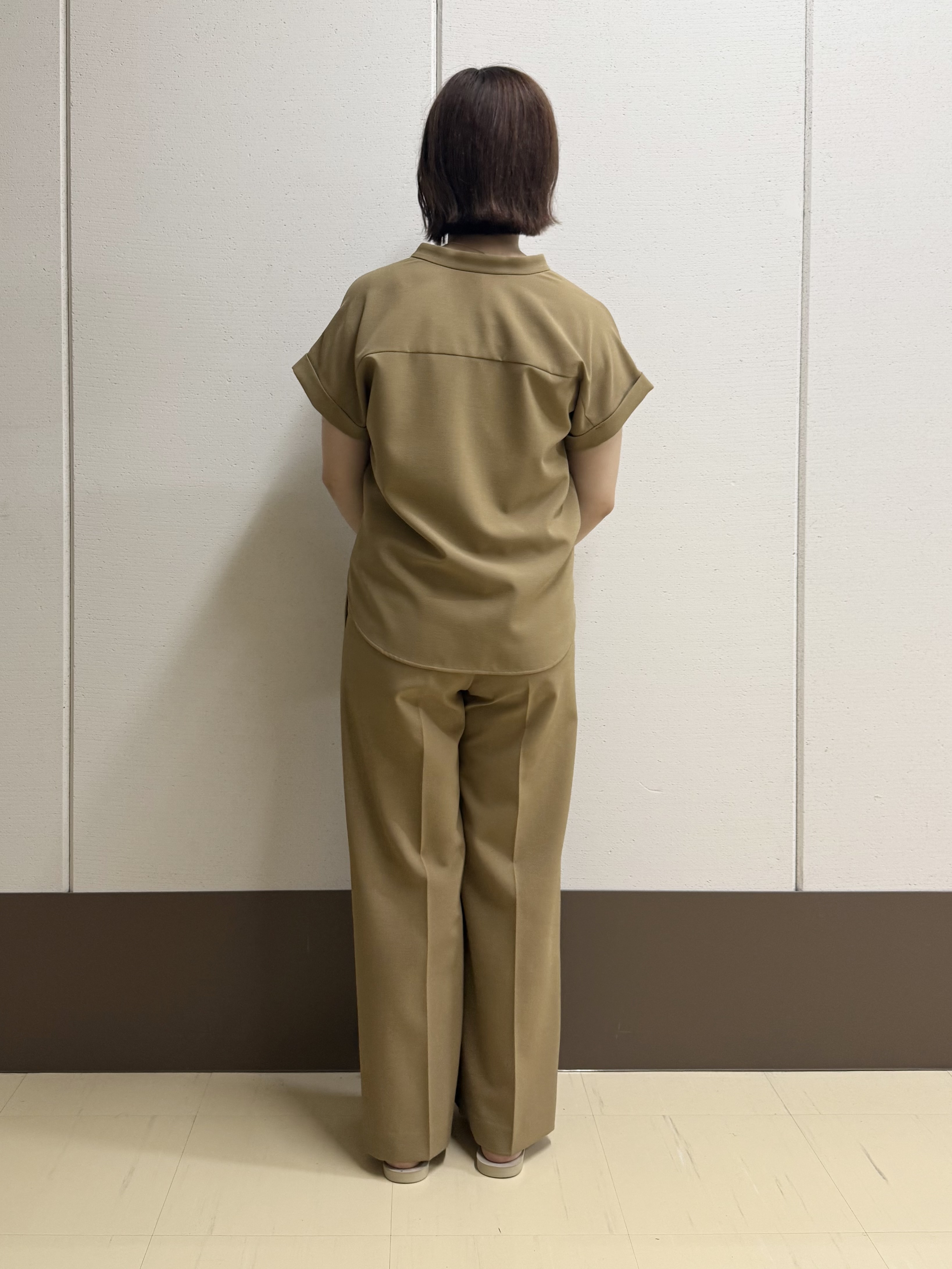 Rikoさんの「INDIVI｜【残暑も快適/セットアップ可/接触冷感】エアリークールブラウス」を使ったコーディネート