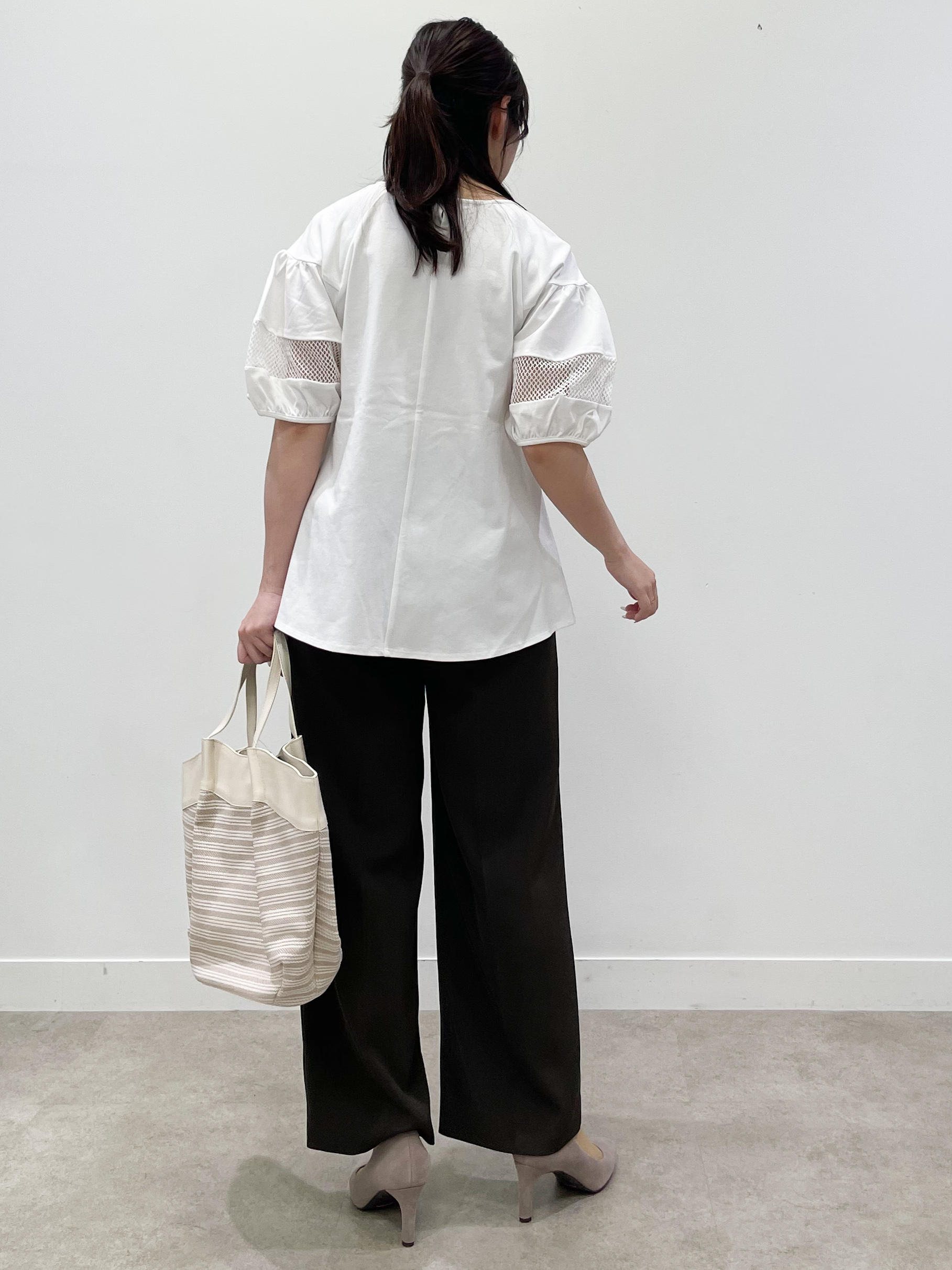 yukariさんの「Reflect｜メッシュ切り替えスリーブトップス」を使ったコーディネート
