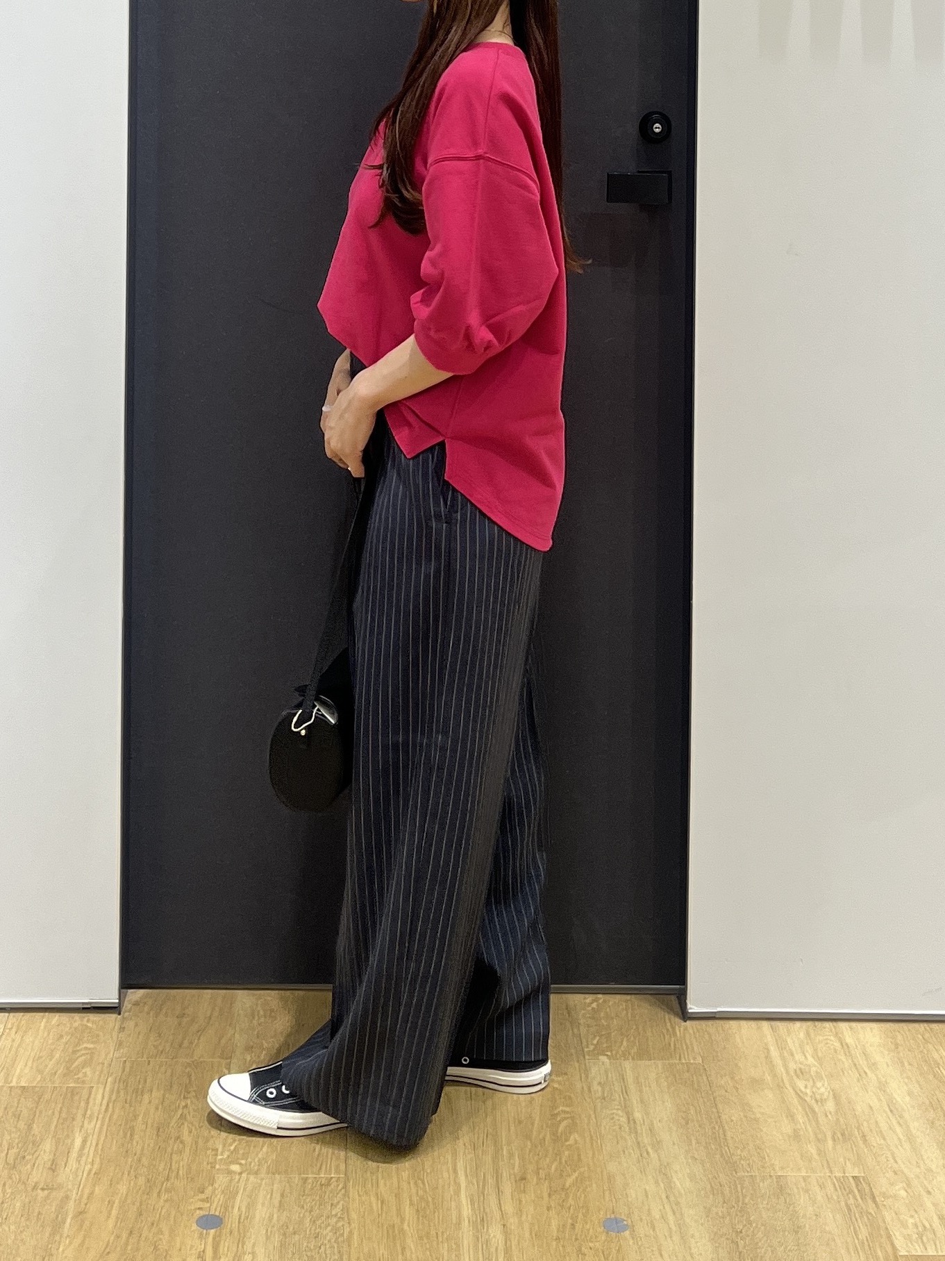 Minaさんの「Dessin｜【高レビュー/洗える/XS-L】バックヘンリーミニ裏毛 5分袖」を使ったコーディネート