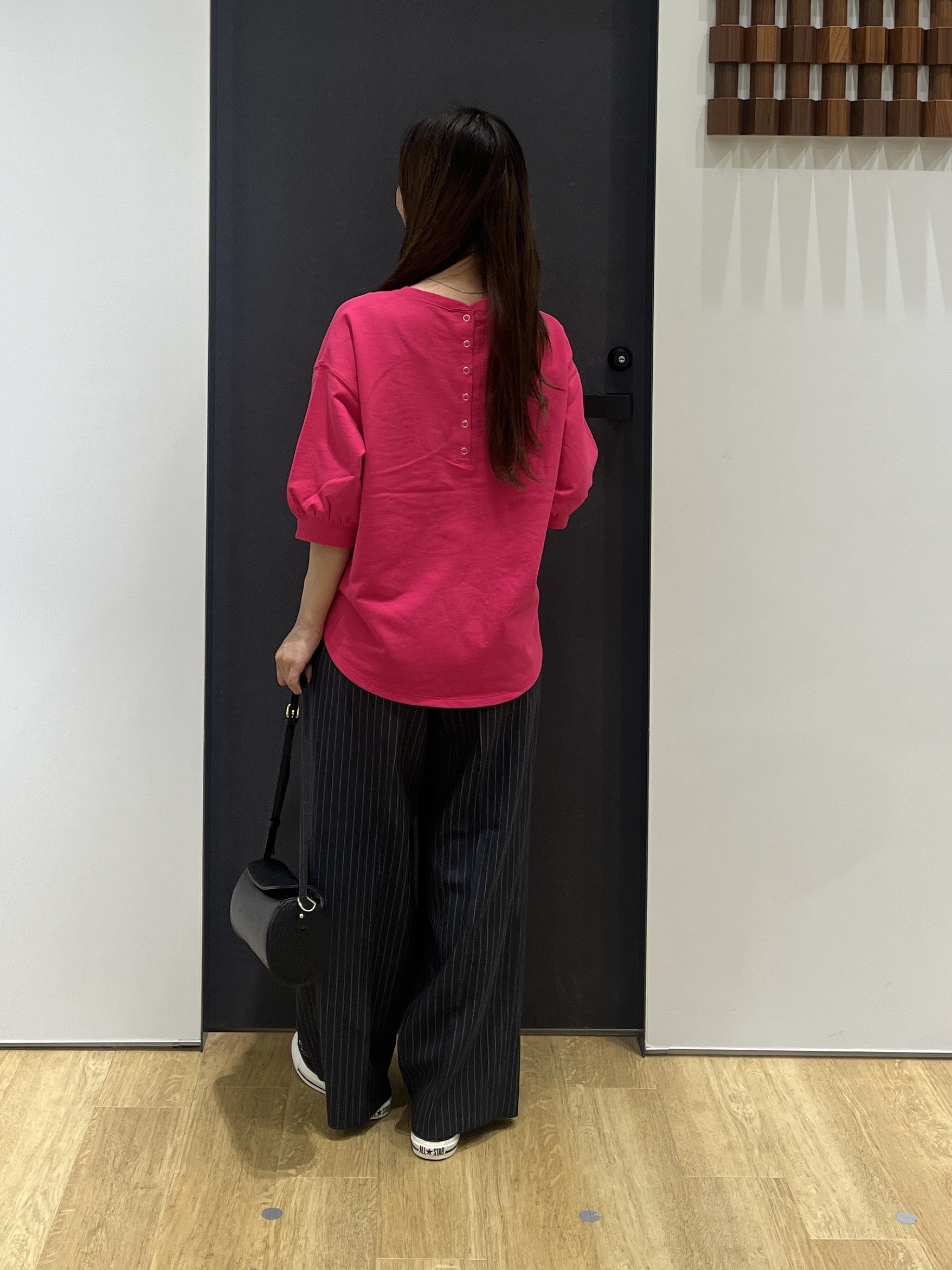 Minaさんの「Dessin｜【高レビュー/洗える/XS-L】バックヘンリーミニ裏毛 5分袖」を使ったコーディネート