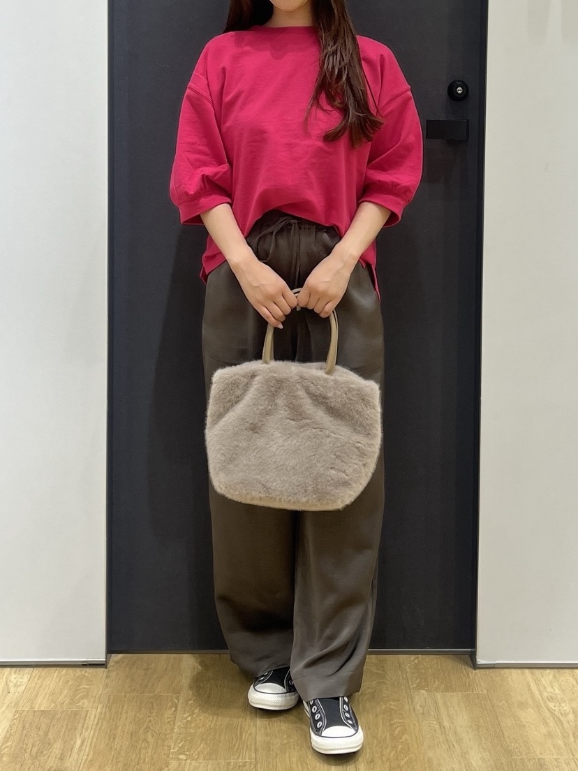 Minaさんの「Dessin｜【高レビュー/洗える/XS-L】バックヘンリーミニ裏毛 5分袖」を使ったコーディネート