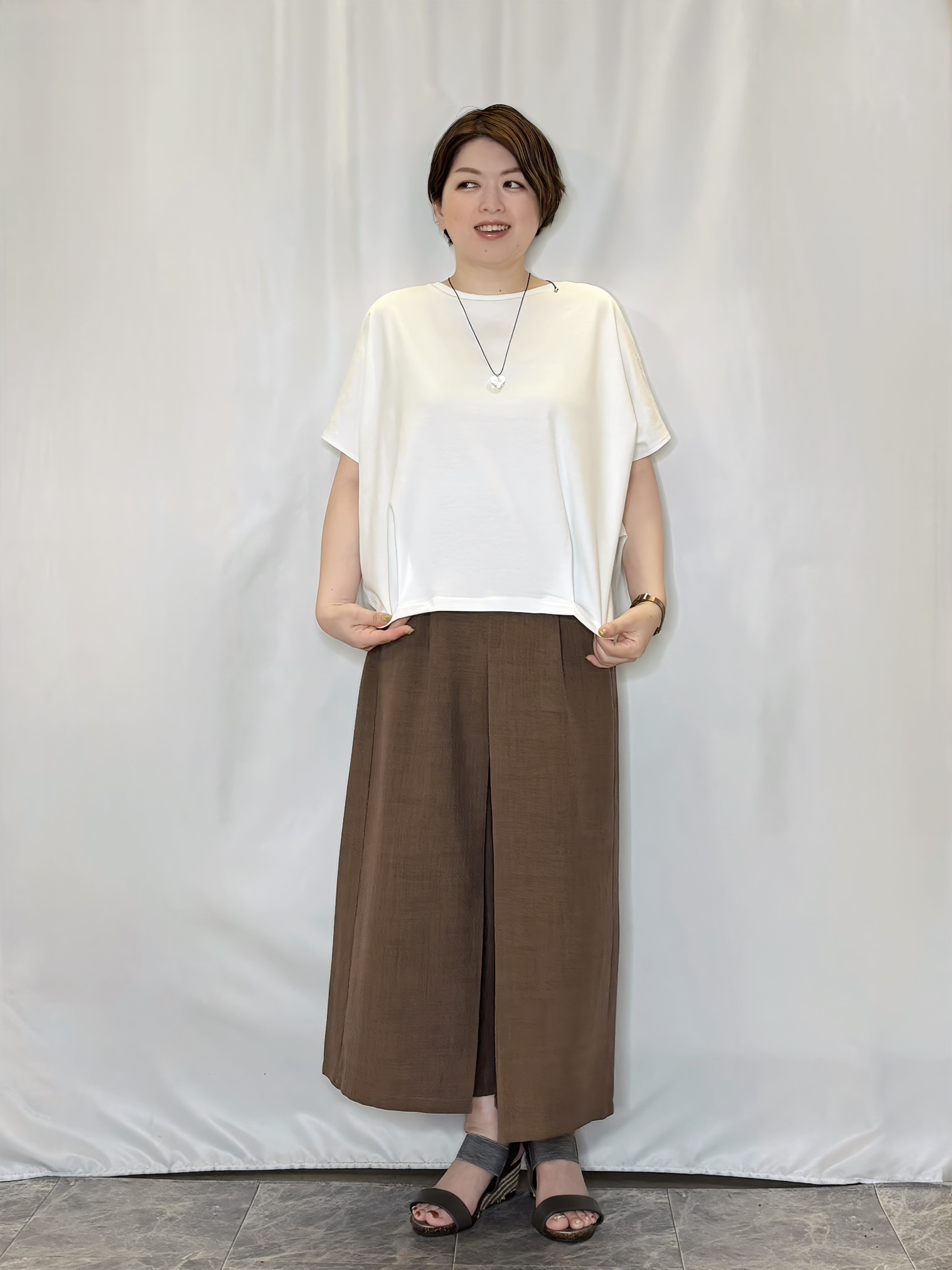 たみさんの「SHOO･LA･RUE｜【洗濯機可/S-LL】オンにもオフにも マルチに使えるボタンレスカーディガン」を使ったコーディネート