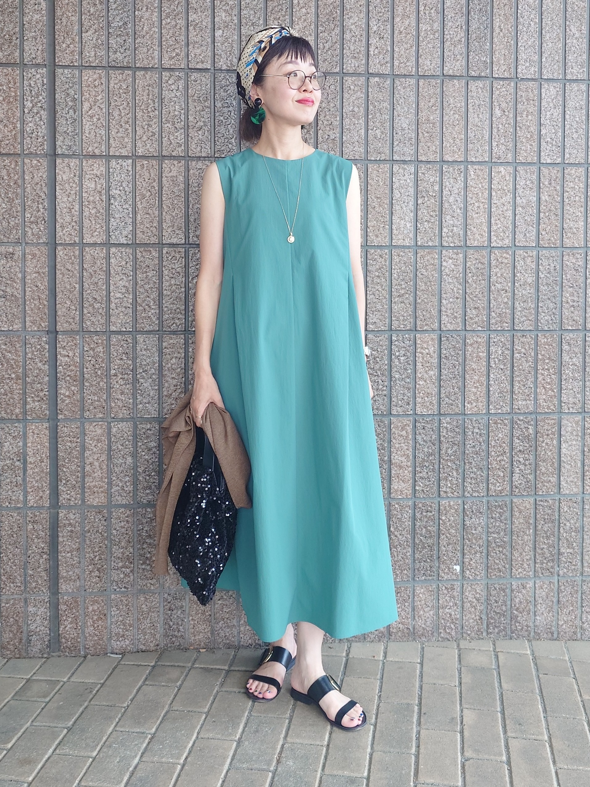 MUTSUKOさんの「UNTITLED｜【残暑も快適/接触冷感/UVカット/吸水速乾】Aラインロングワンピース」を使ったコーディネート