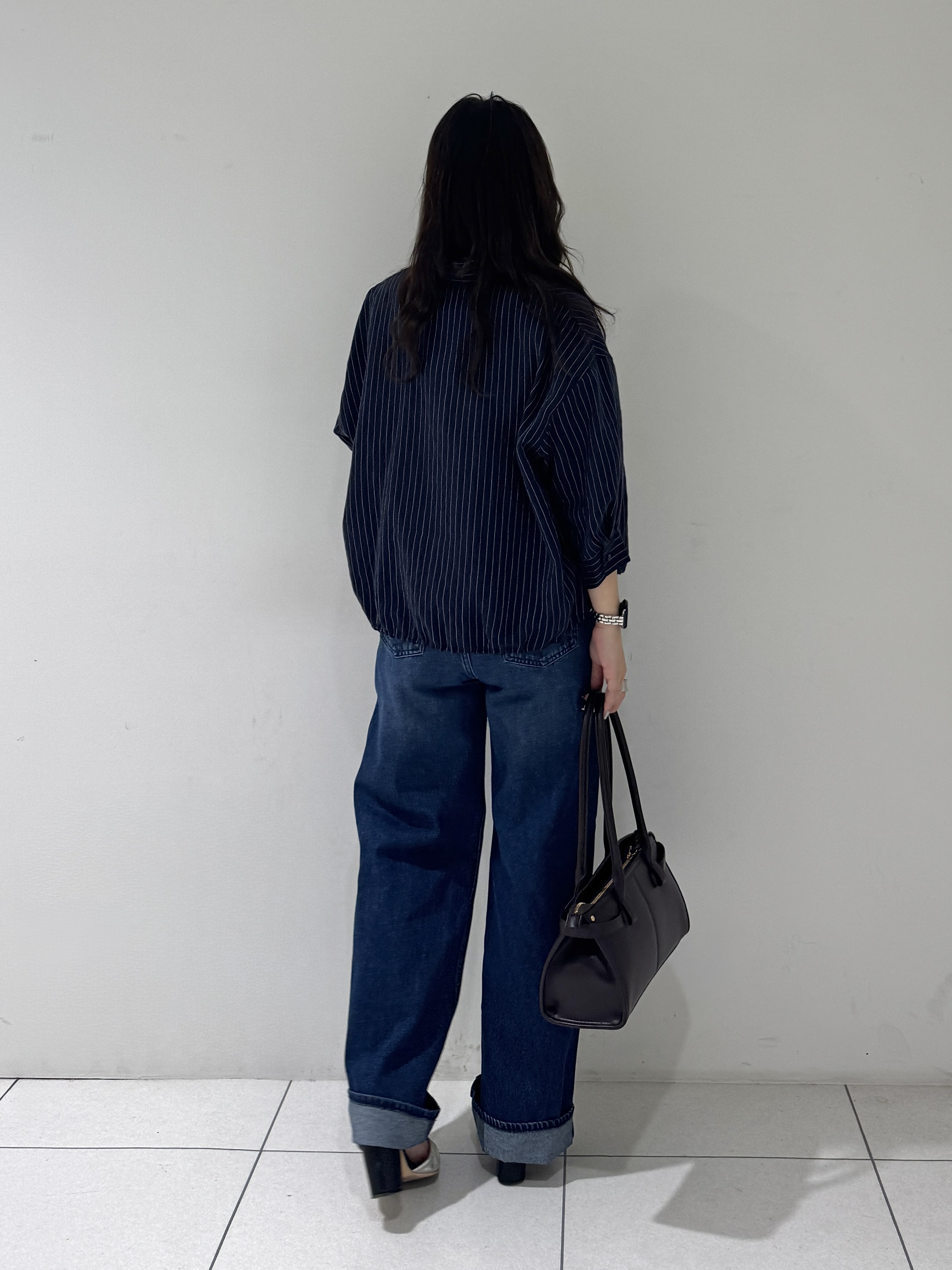 そんさんの「INDIVI｜【シアー／7分袖】体型カバーゆったりシャツ」を使ったコーディネート