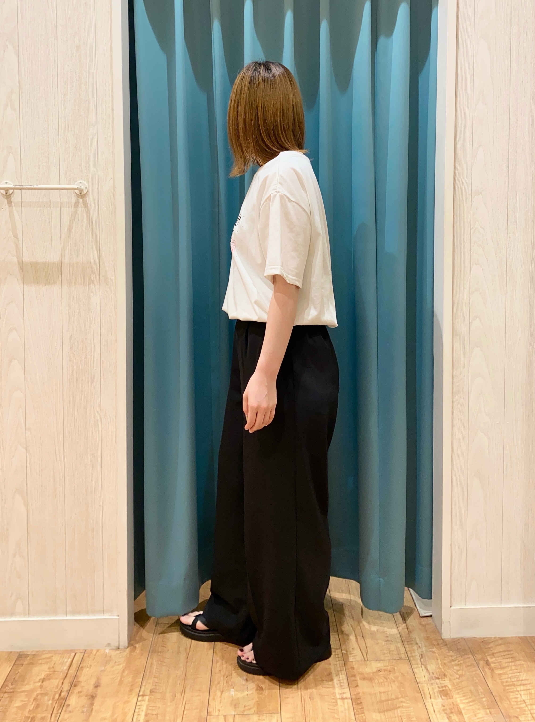 yuuさんの「SHOO･LA･RUE｜【S-LL/洗濯機可】選べる4柄　デイリー使いにぴったりな 大人の頼れるTシャツ」を使ったコーディネート