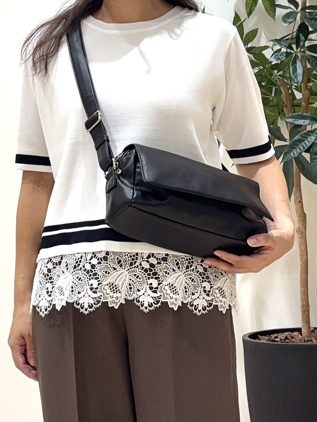 miraiさんの「grove｜【シリーズ累計36万枚／UVカット・洗濯機OK】やわらかドライタッチレースドッキングニット」を使ったコーディネート