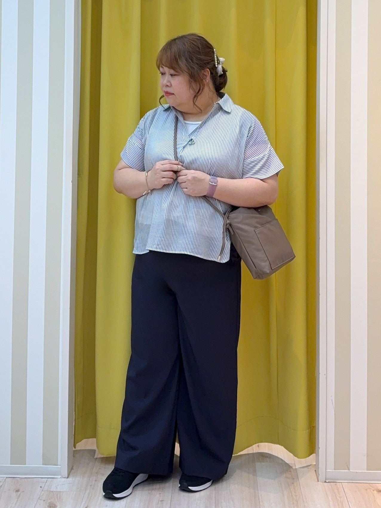 kotoさんさんの「SHOO･LA･RUE｜【2点セット/S-LL/洗濯機可】時短でコーデ決まる スラブスキッパーシャツ＋タンクトップ」を使ったコーディネート