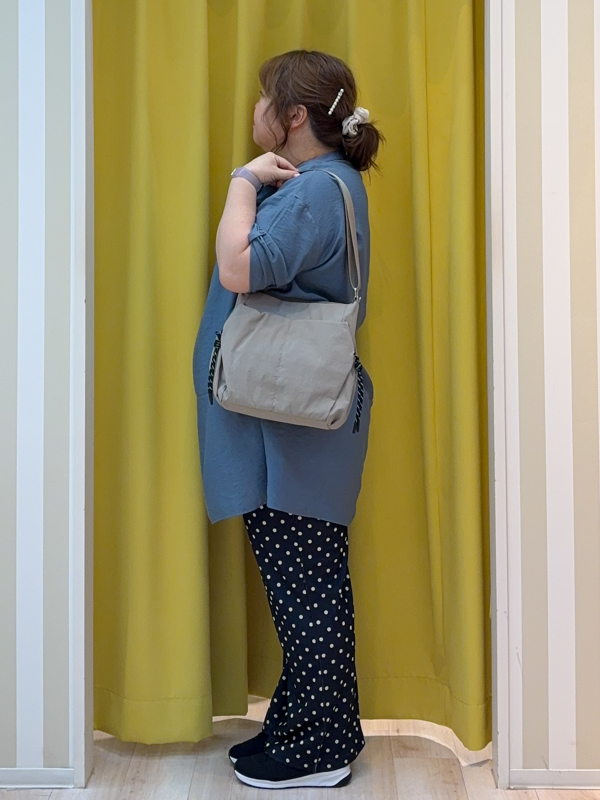 kotoさんさんの「SHOO･LA･RUE｜【ひんやり/S-LL/洗濯後しわになりにくい】体型カバーにも ゆるっとリラックス 7分袖チュニック」を使ったコーディネート