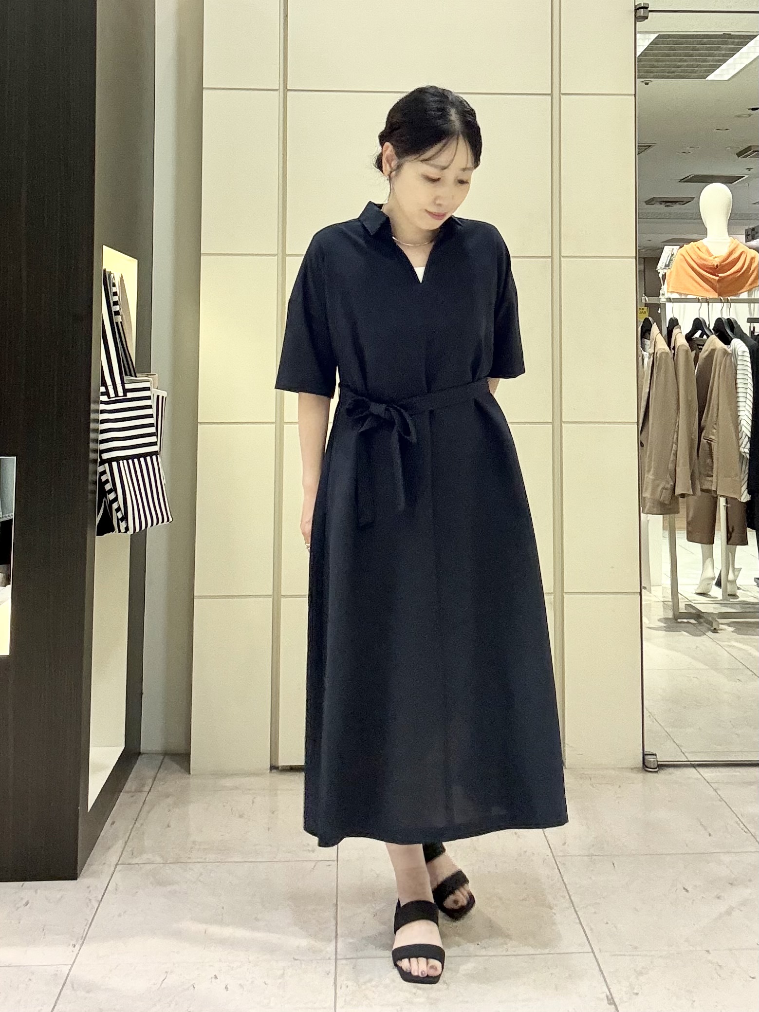 mori.さんの「UNTITLED｜【初秋も活躍/UVカット/接触冷感】エアリークールワンピース」を使ったコーディネート