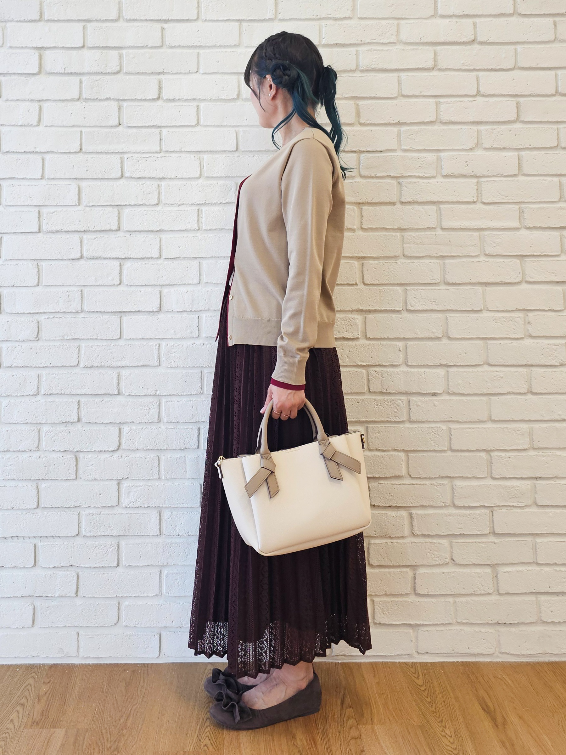 ゆゆさんの「SHOO･LA･RUE｜【S-LL/洗濯機可】レイヤード風でこなれ見え 配色カーディガン」を使ったコーディネート