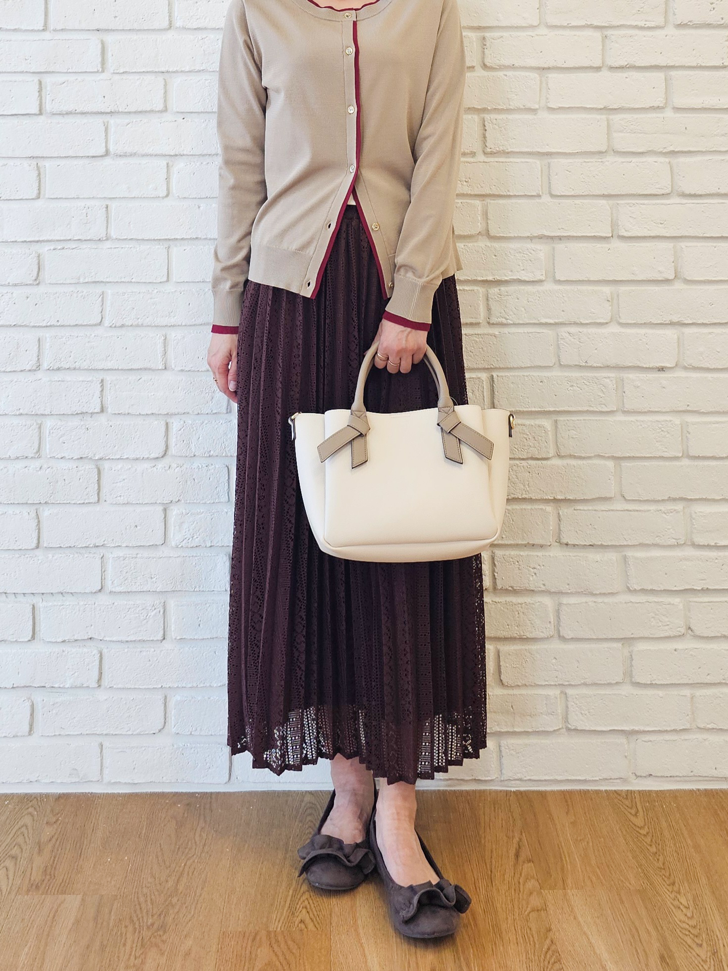 ゆゆさんの「SHOO･LA･RUE｜【S-LL/洗濯機可】レイヤード風でこなれ見え 配色カーディガン」を使ったコーディネート