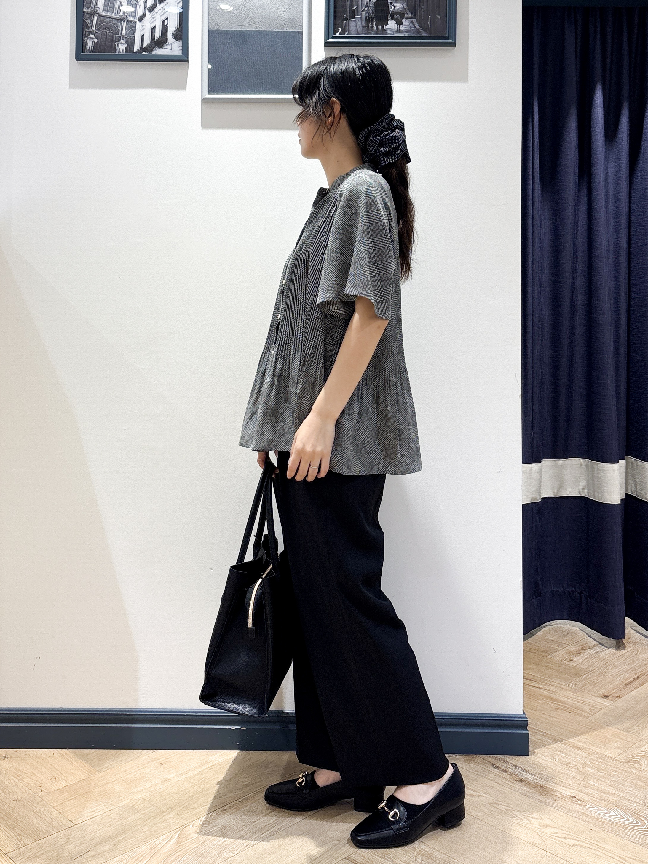 ayakaさんの「grove｜【体系カバー◎】大人フェミニン消しプリーツブラウス」を使ったコーディネート