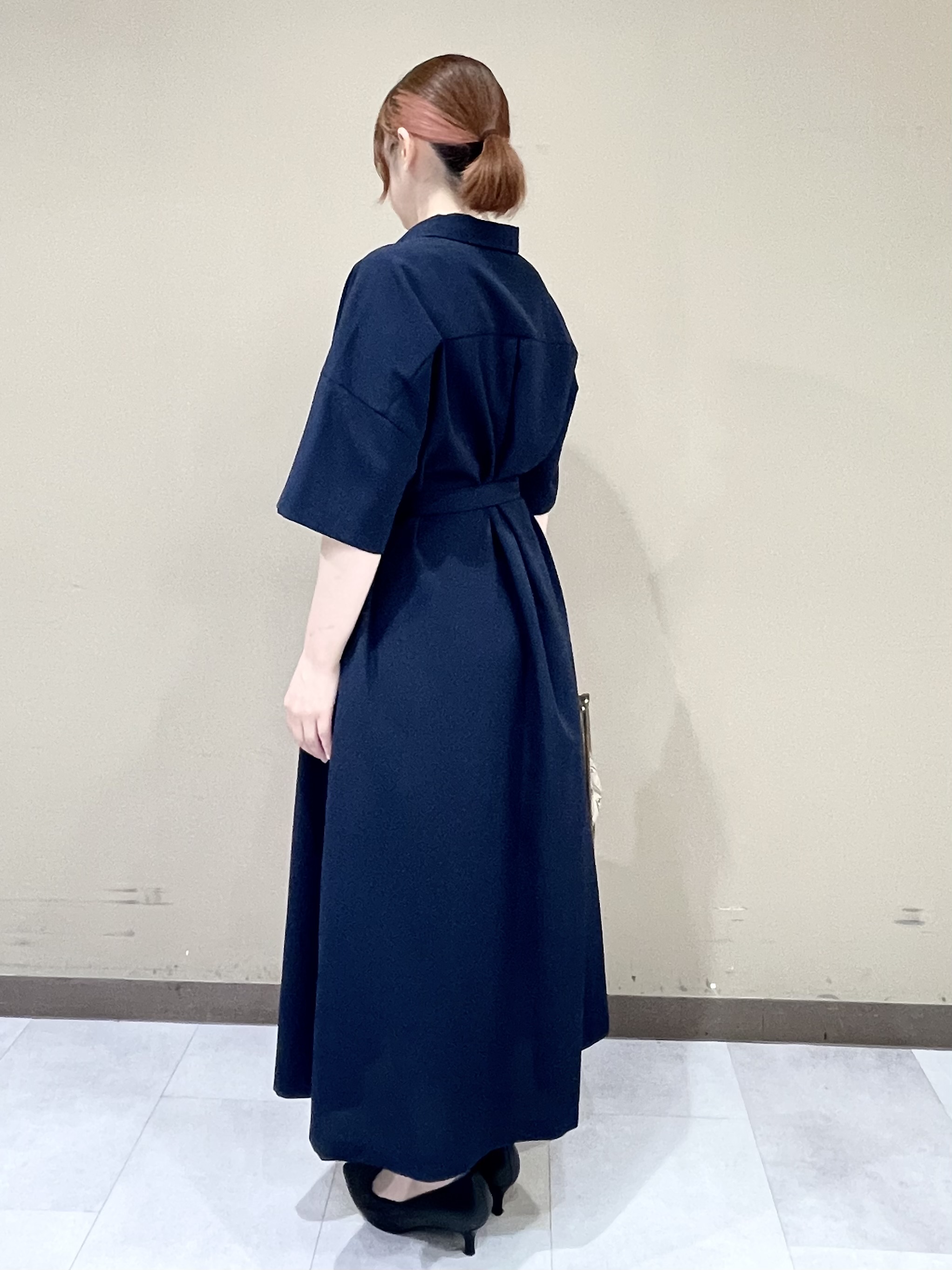 Tomoさんの「UNTITLED｜【残暑も快適/UVカット/接触冷感】エアリークールワンピース」を使ったコーディネート