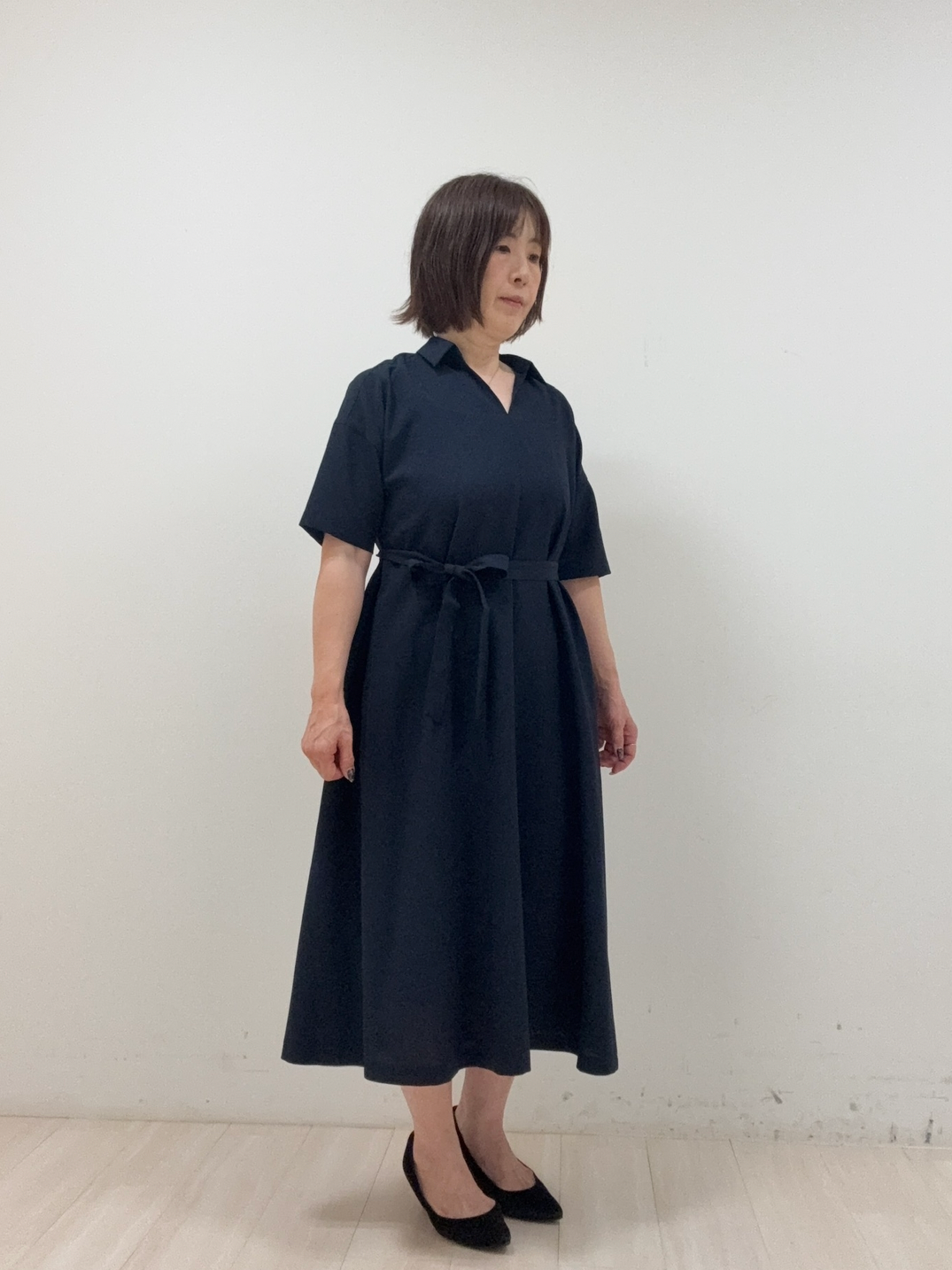 まつさんの「UNTITLED｜【初秋も活躍/UVカット/接触冷感】エアリークールワンピース」を使ったコーディネート
