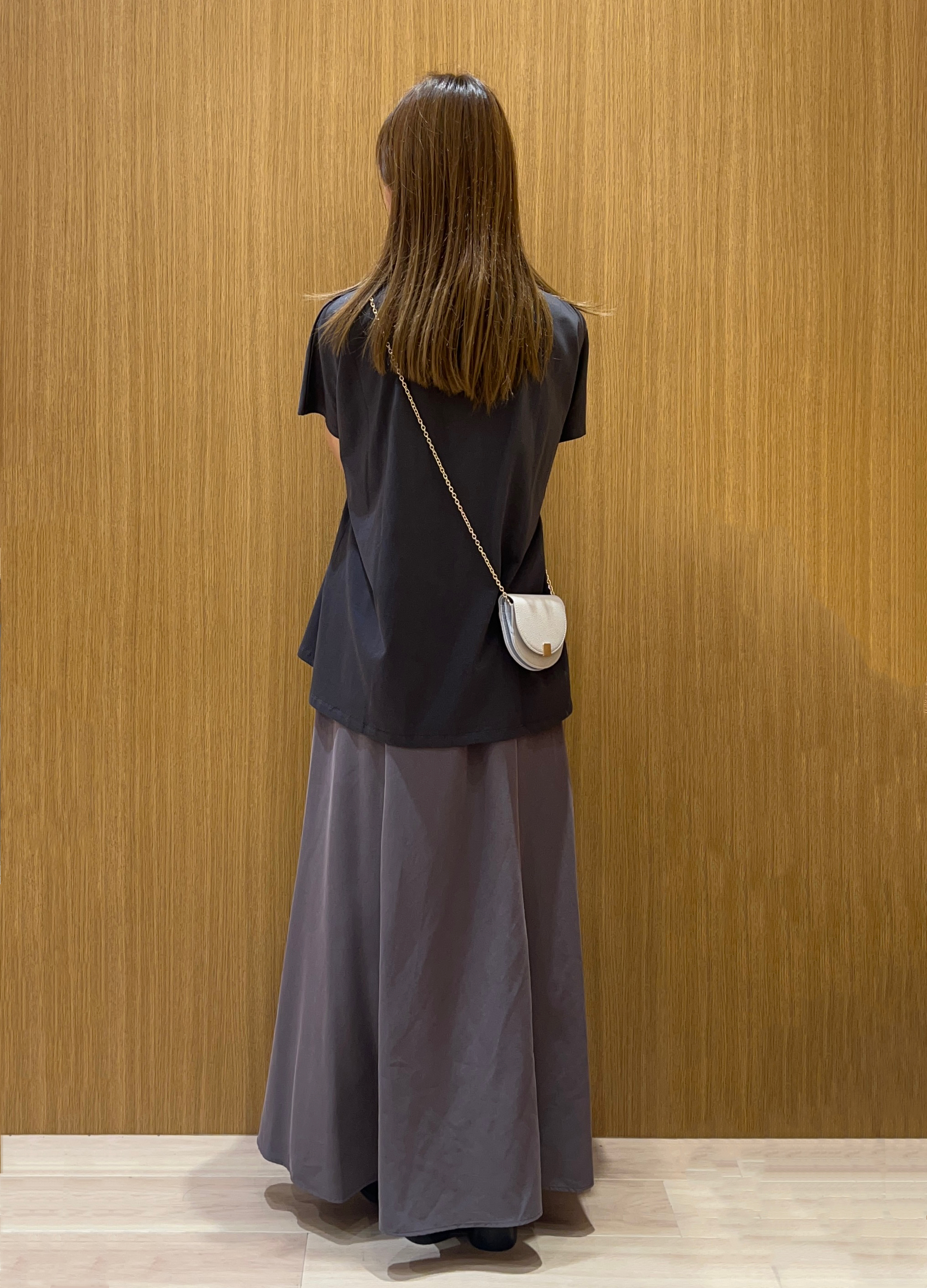 meeさんの「OPAQUE.CLIP｜フォトプリントTシャツ【洗濯機OK】」を使ったコーディネート