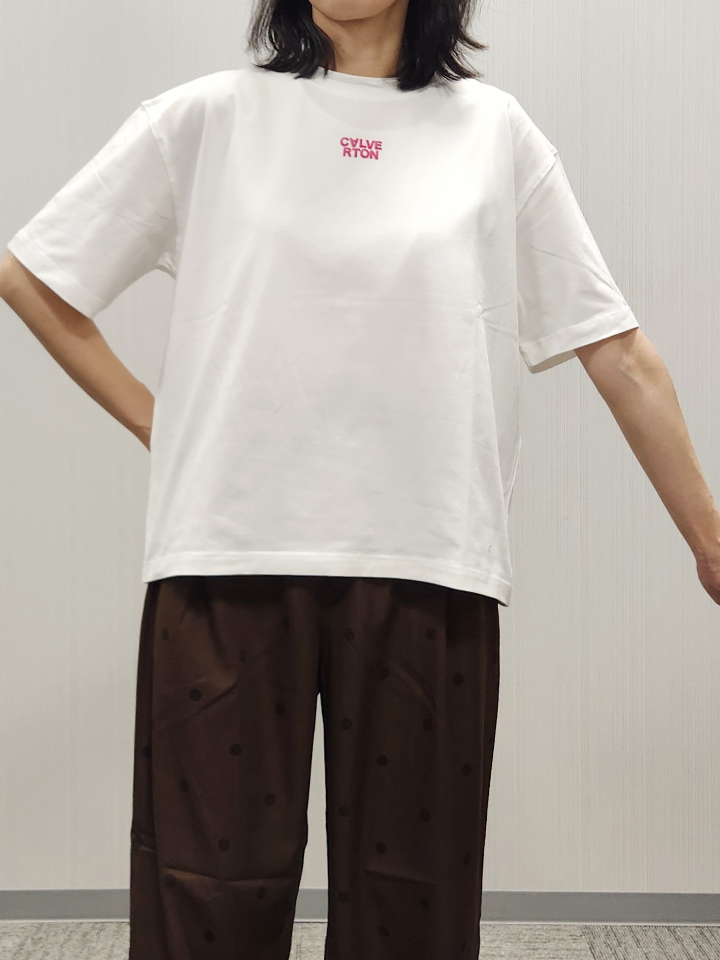 naraさんの「Dessin｜グラフィックデザイン Tシャツ」を使ったコーディネート