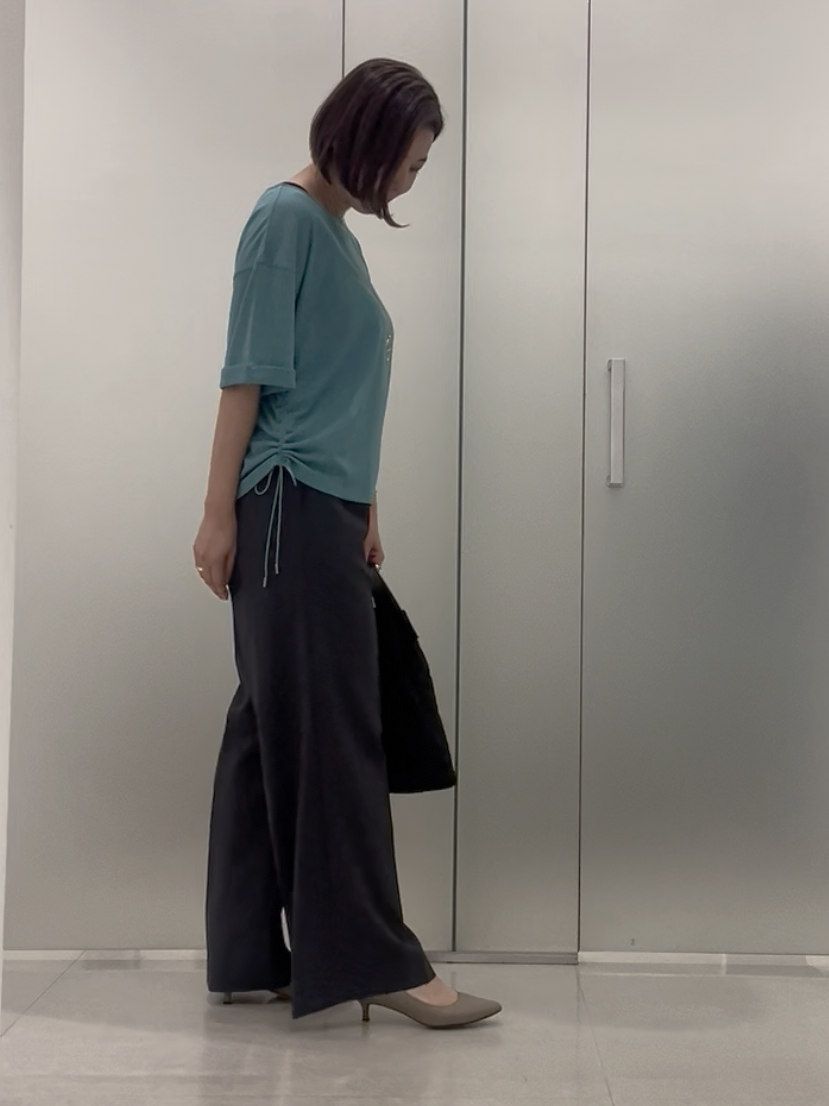 まどかさんの「UNTITLED｜【絞れる/シアー】ドロストプルオーバージャージ」を使ったコーディネート