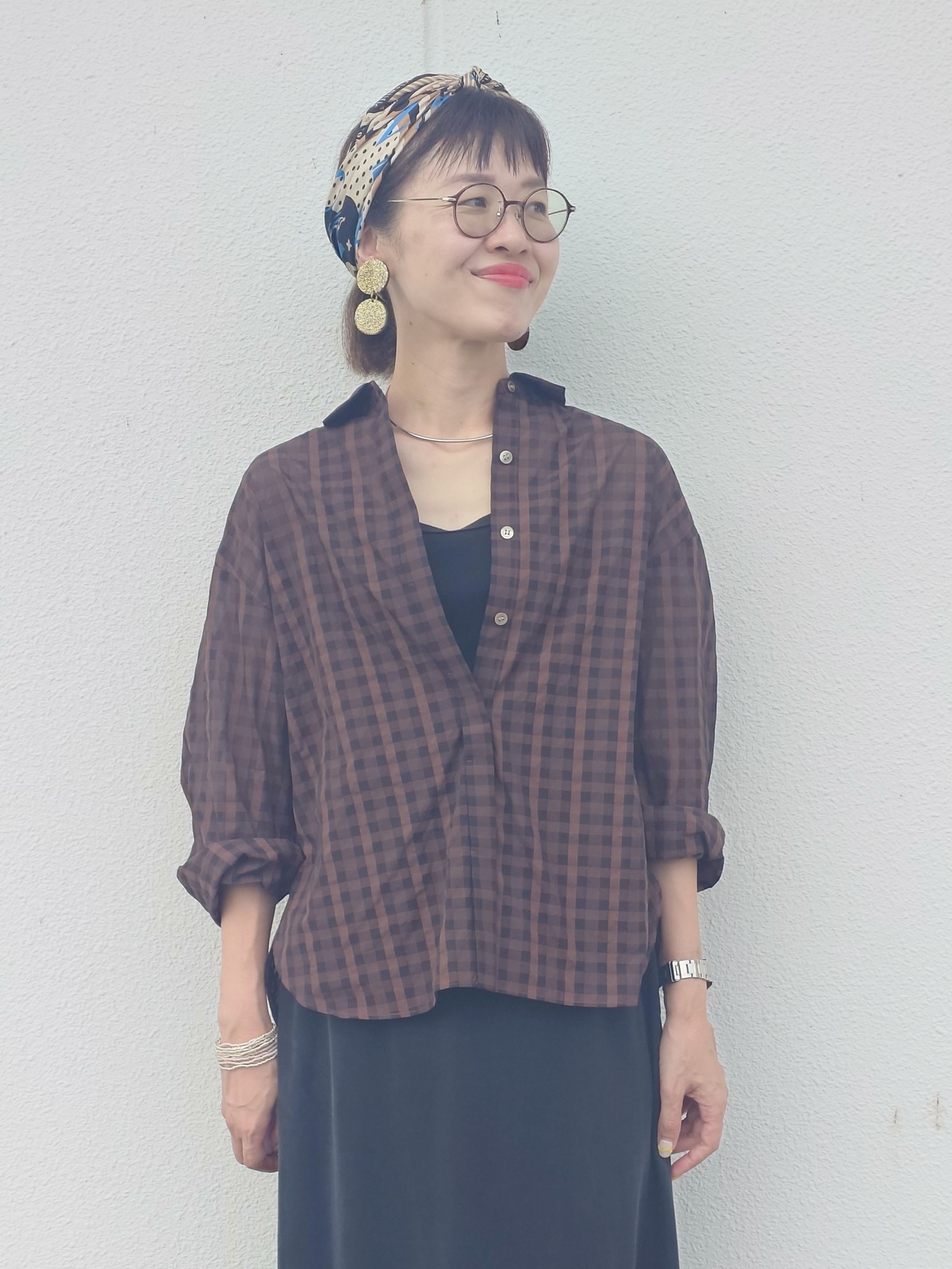 MUTSUKOさんの「UNTITLED｜【秋映え/羽織り】シアーチェックシャツブラウス」を使ったコーディネート