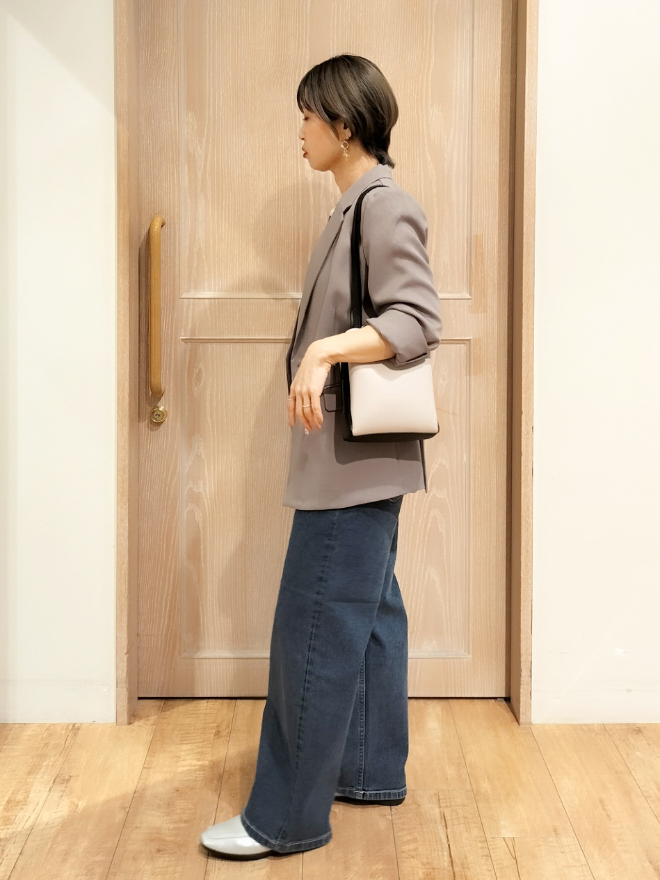YUKIさんの「SHOO･LA･RUE｜【セットアップ可/通勤/洗濯機可/SS-LL】オンオフ使える ダブルブレストジャケット」を使ったコーディネート