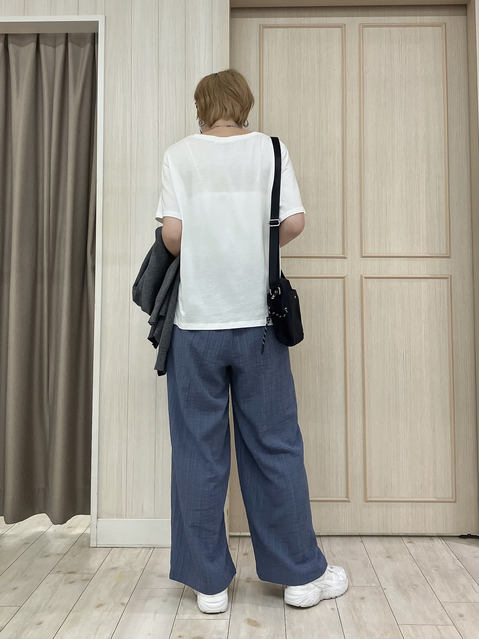 Turnerさんの「SHOO･LA･RUE｜【セットアップ可/洗濯機可】軽やかに羽織れる スポンディッシュ ニットカーディガン」を使ったコーディネート