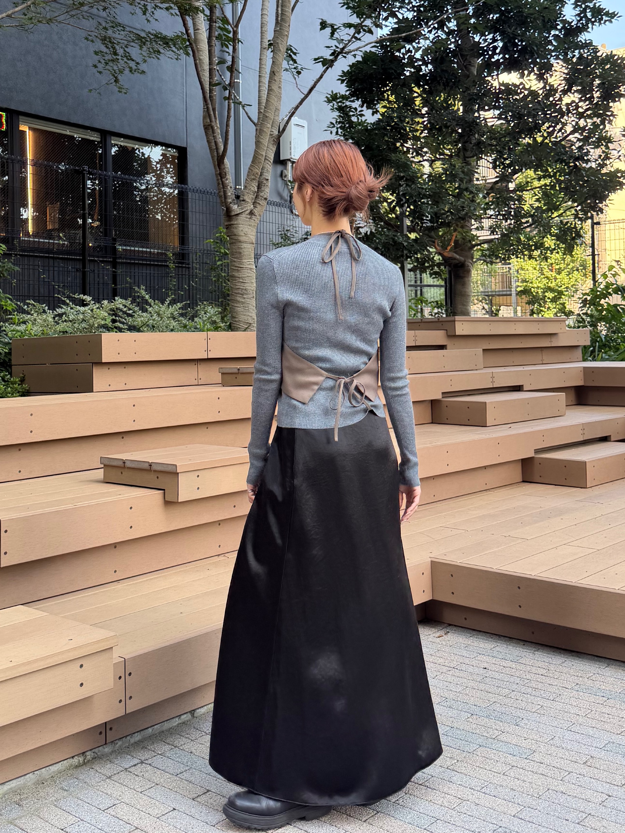 kanamiさんの「CODE A｜cut－out sleeve knit top」を使ったコーディネート